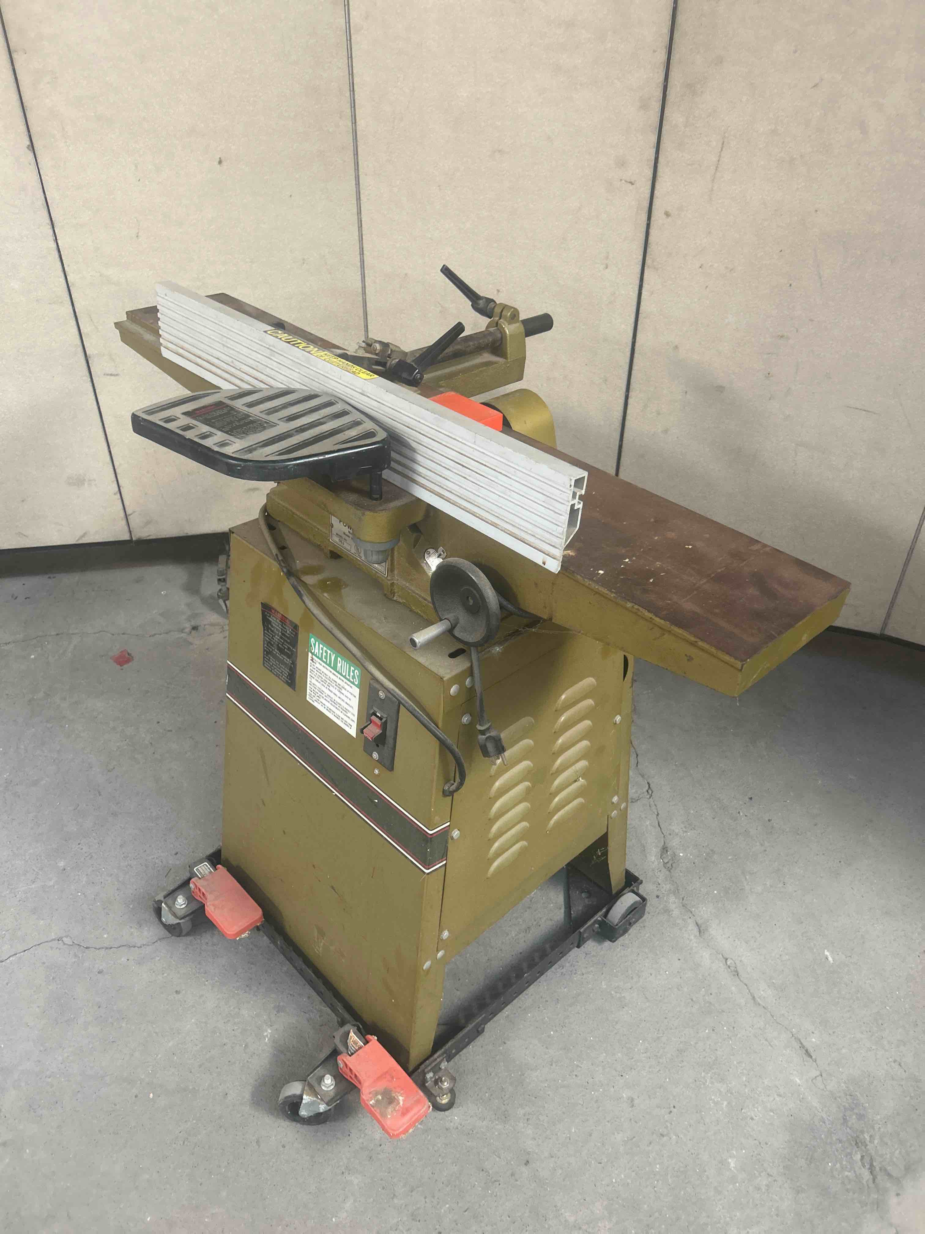 POWERMATIC ELECTRIC WOOD JOINTER