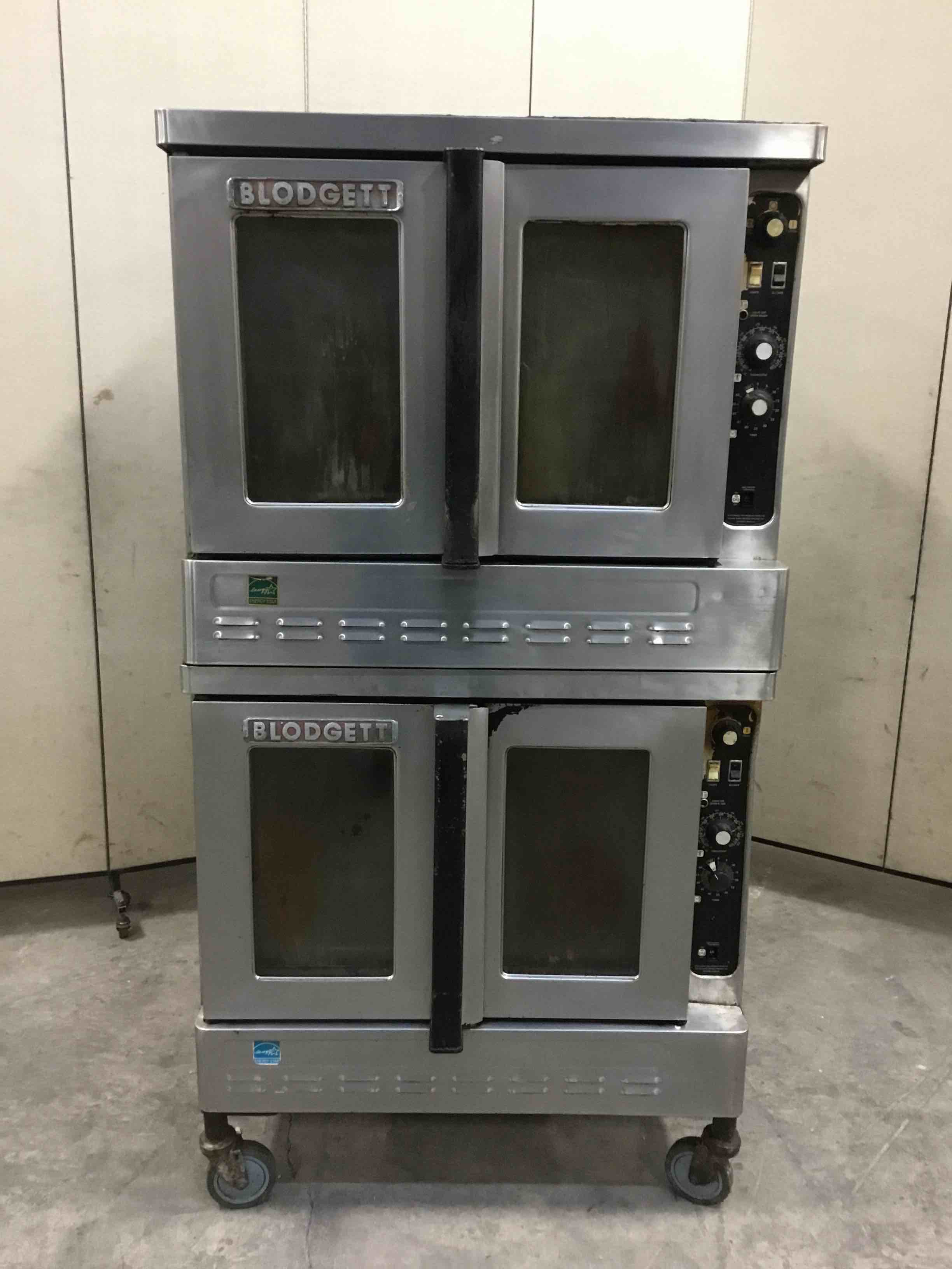 BLODGETT FULL SIZE DOUBLE STACK STAINLESS STEEL NATURAL GAS CONVECTION OVEN