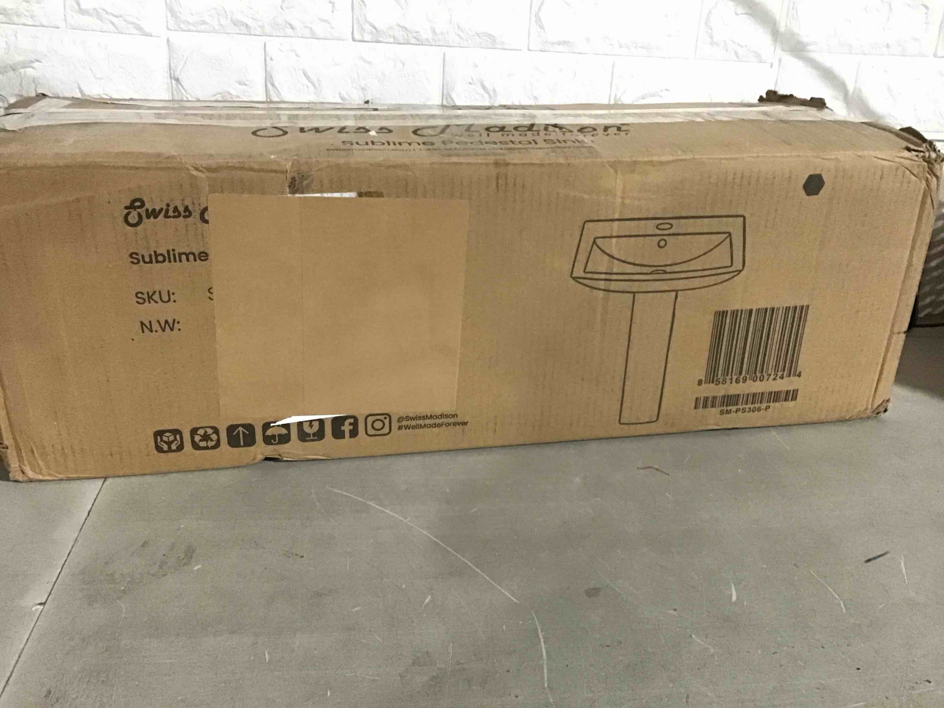 https://s3.amazonaws.com/lotting-images-prod/bidfta/ORG3305933_1691513772896.jpeg