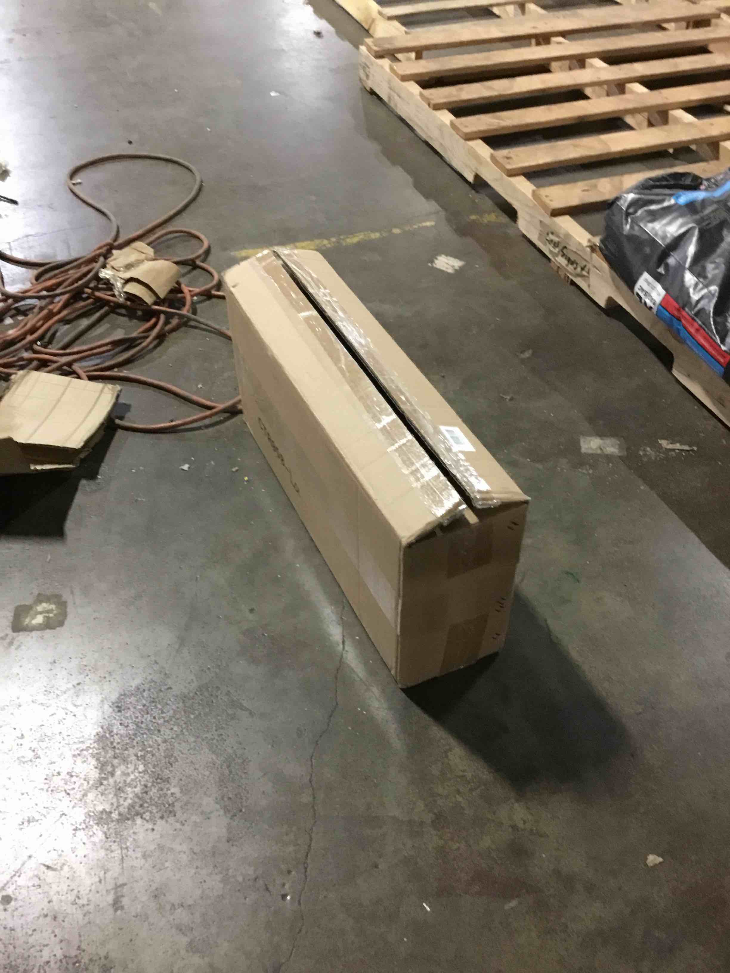 https://s3.amazonaws.com/lotting-images-prod/bidfta/ORG3536252_1665406070617.jpeg