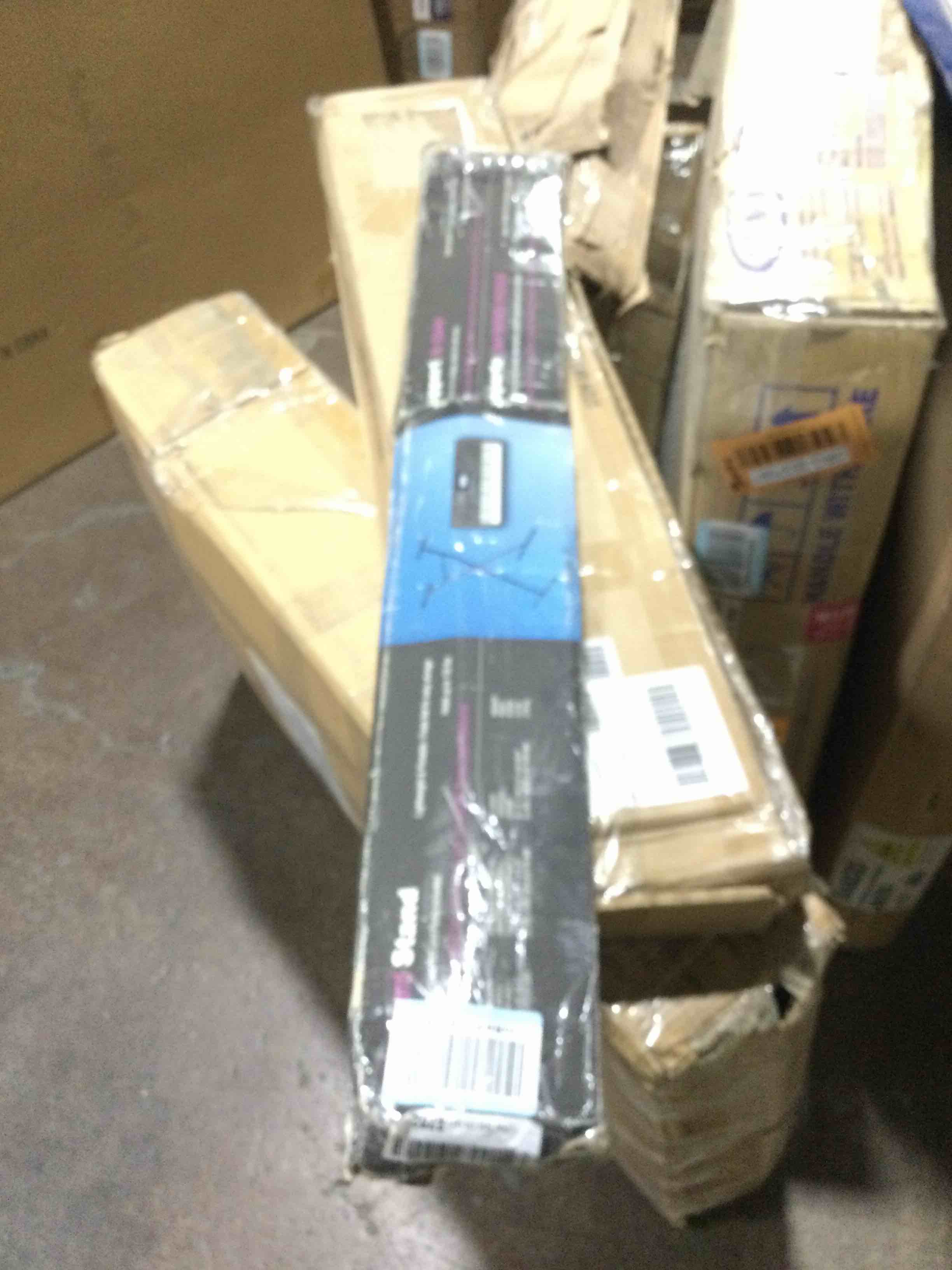 https://s3.amazonaws.com/lotting-images-prod/bidfta/ORG3537087_1665689517786.jpeg