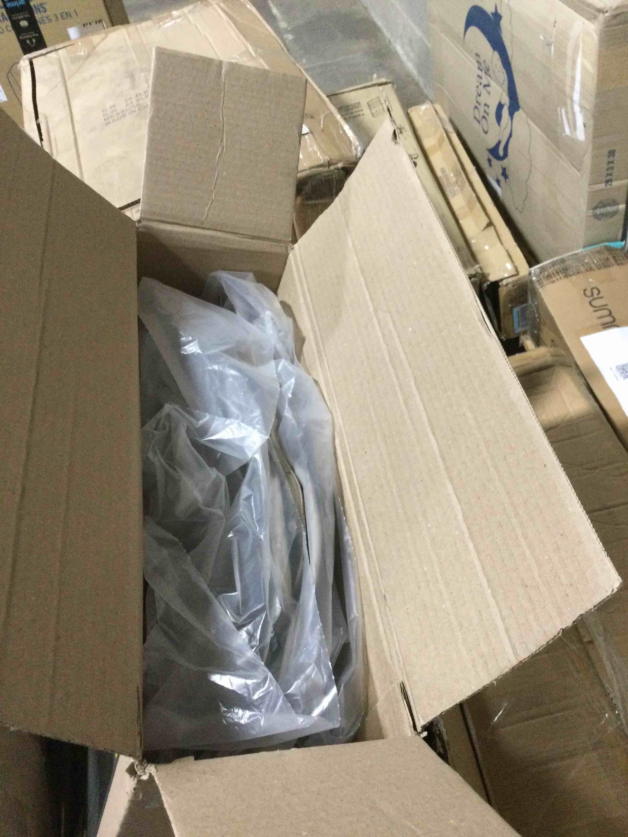 https://s3.amazonaws.com/lotting-images-prod/bidfta/ORG3537092_1665682743039.jpeg