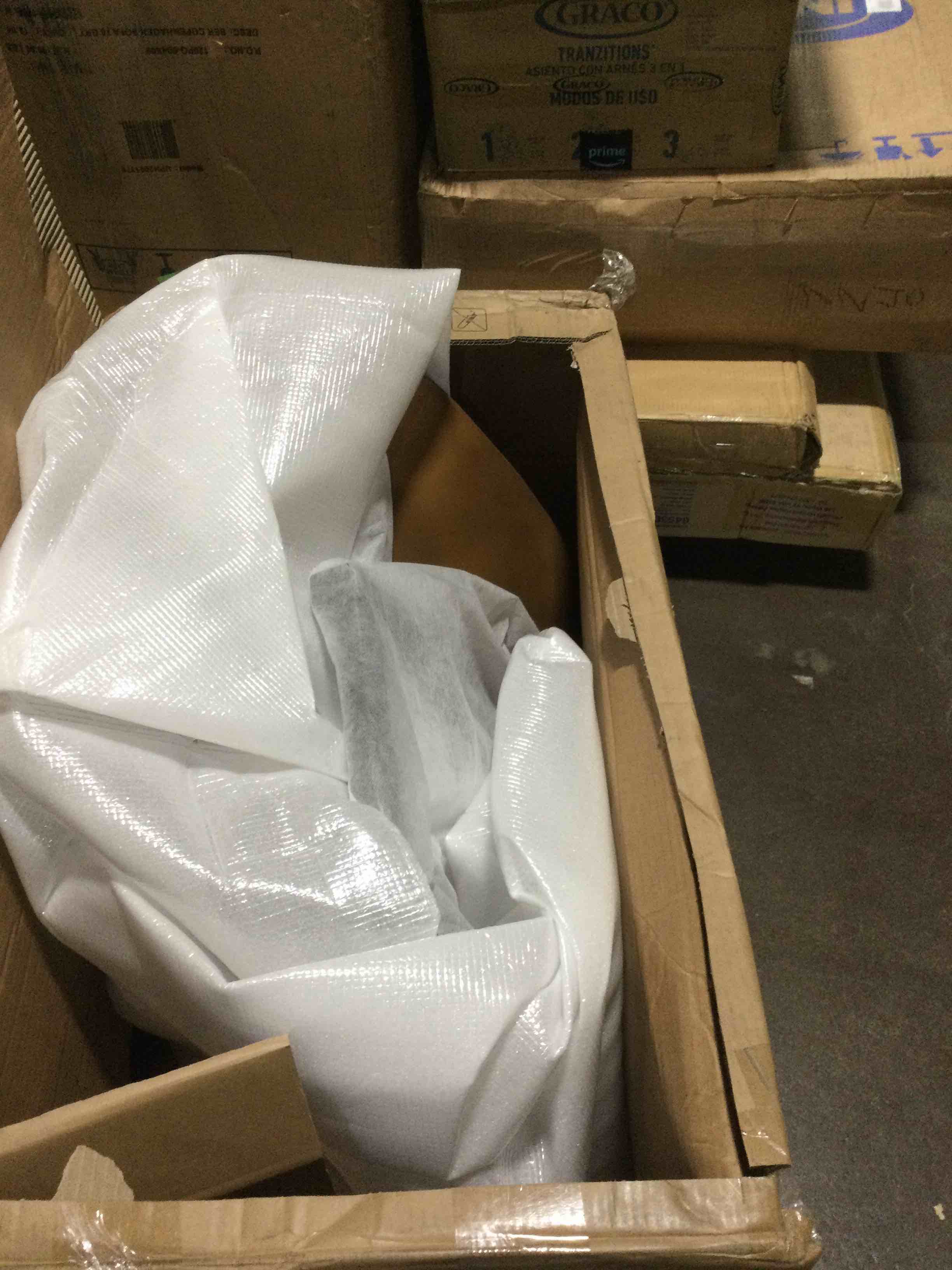 https://s3.amazonaws.com/lotting-images-prod/bidfta/ORG3537108_1665674525064.jpeg