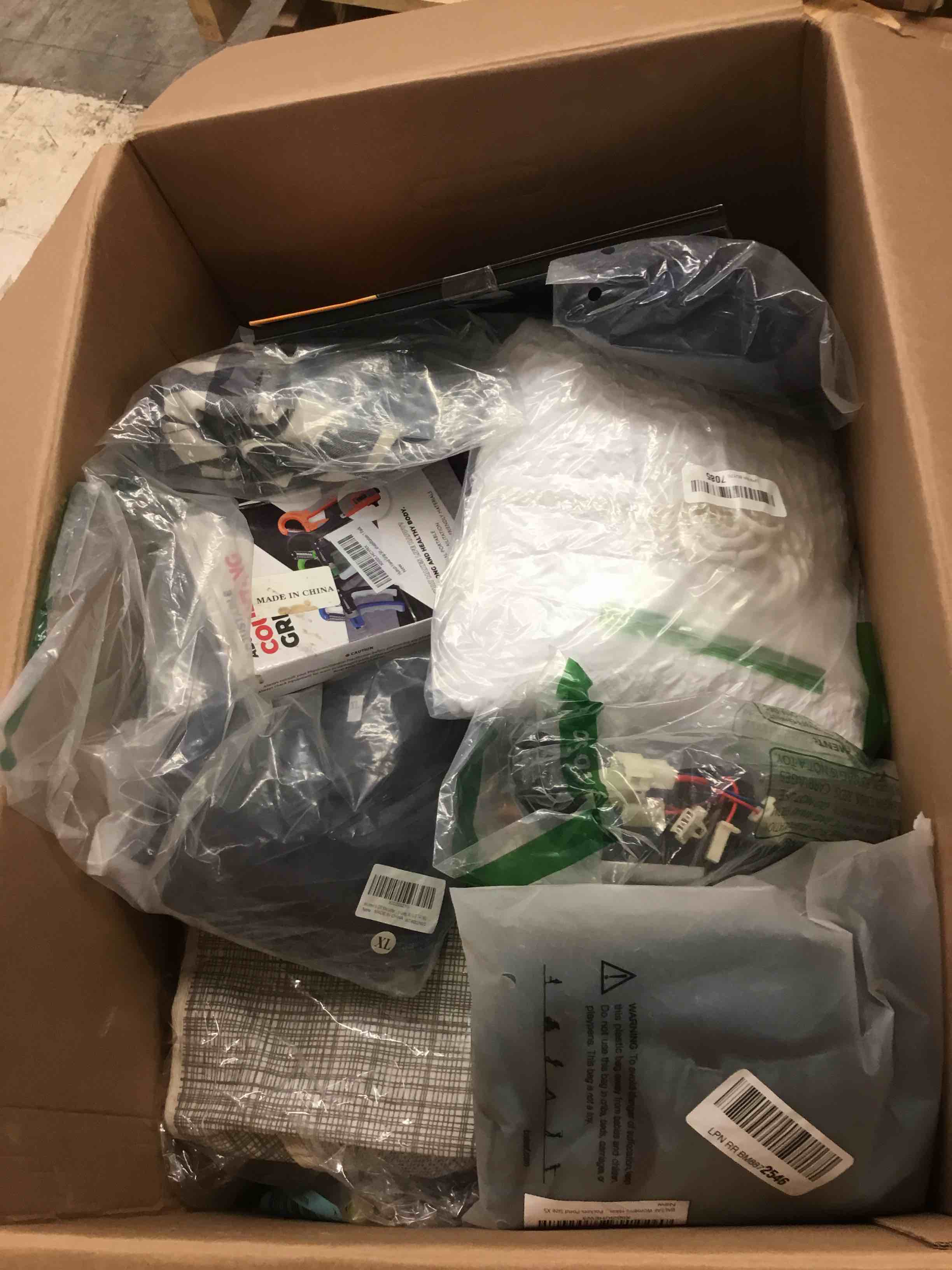 https://s3.amazonaws.com/lotting-images-prod/bidfta/ORG3637963_1691498261171.jpeg