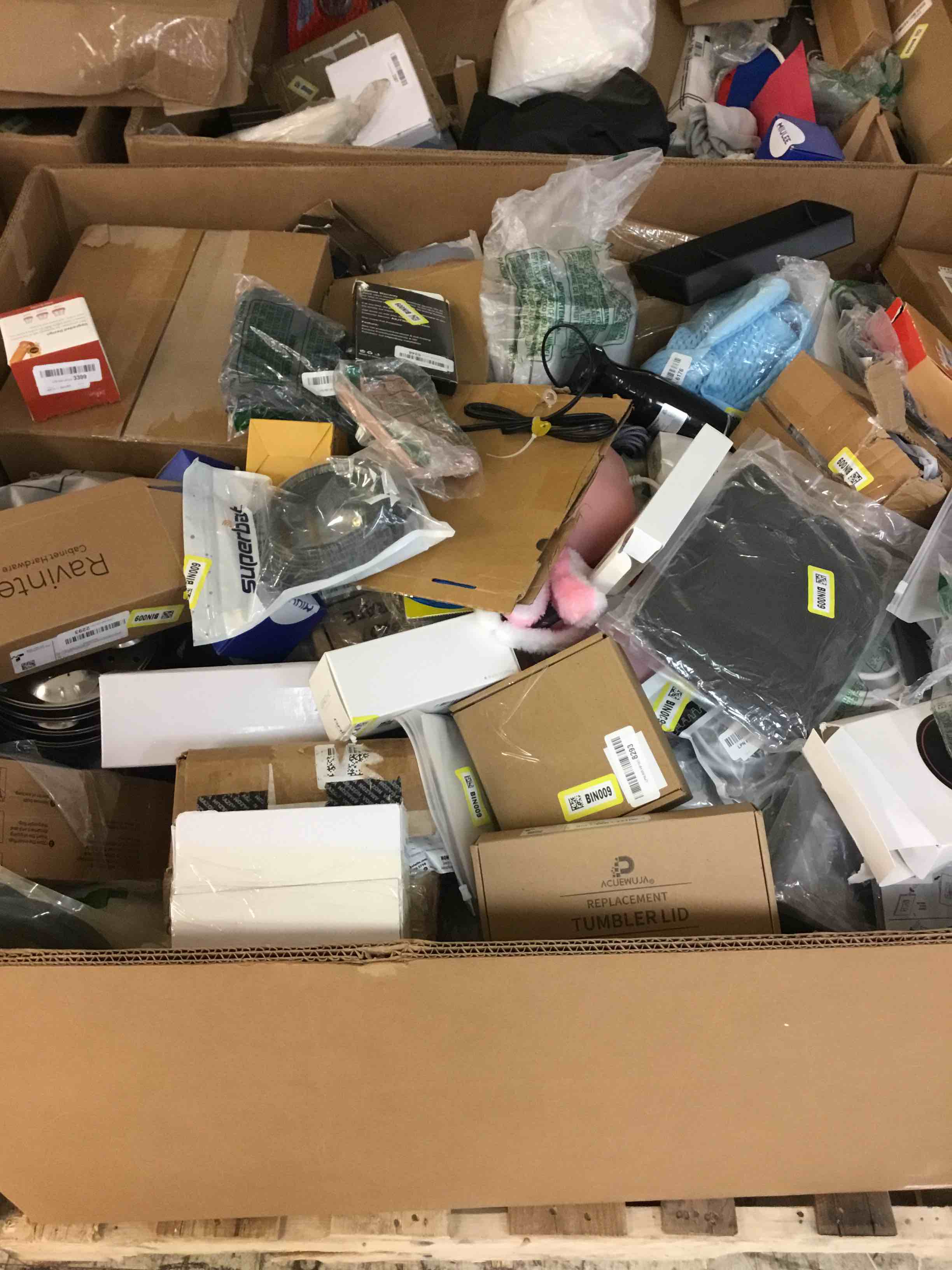 https://s3.amazonaws.com/lotting-images-prod/bidfta/ORG3640561_1717073137990.jpeg
