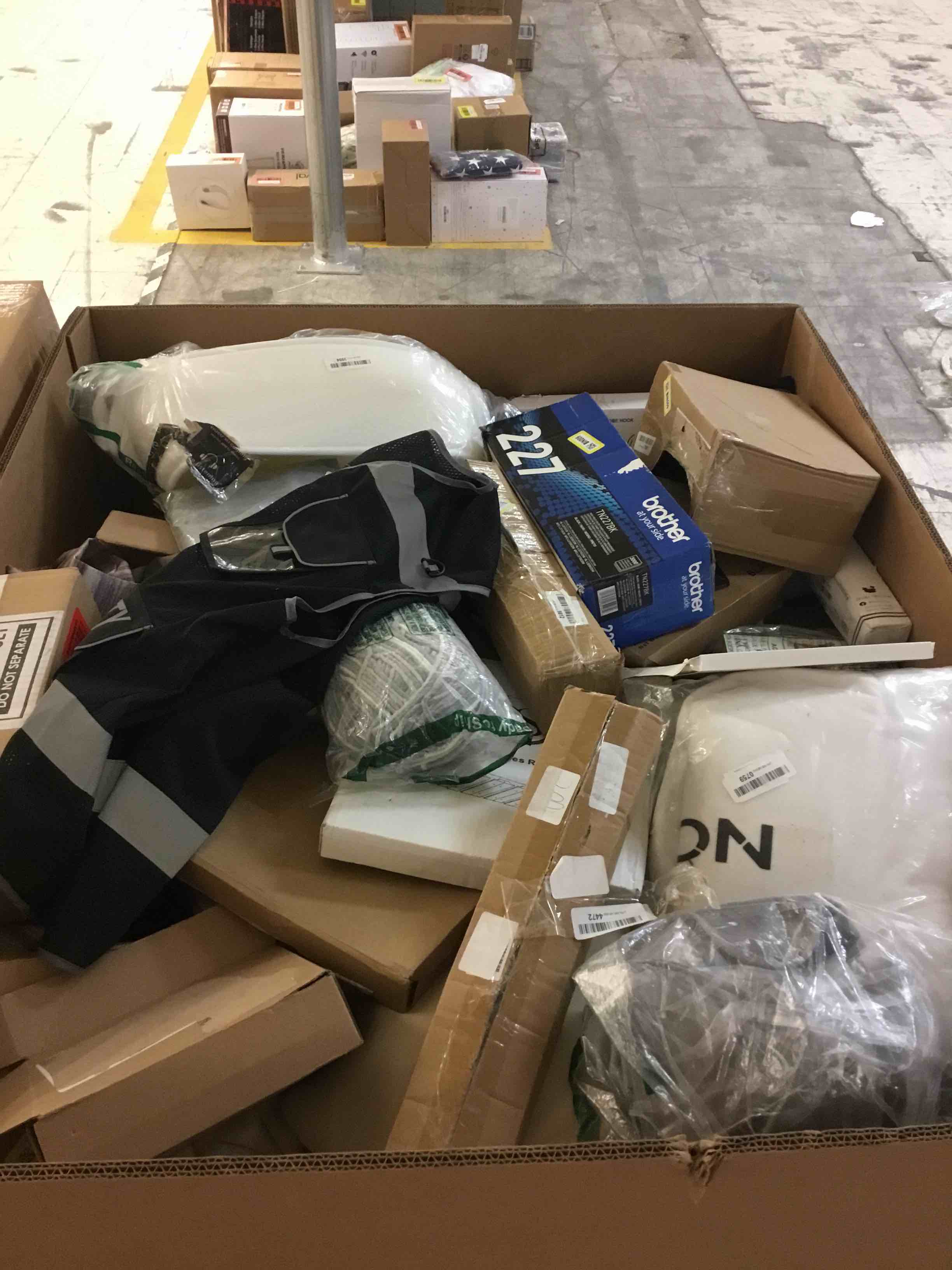 https://s3.amazonaws.com/lotting-images-prod/bidfta/ORG3640567_1717077066079.jpeg