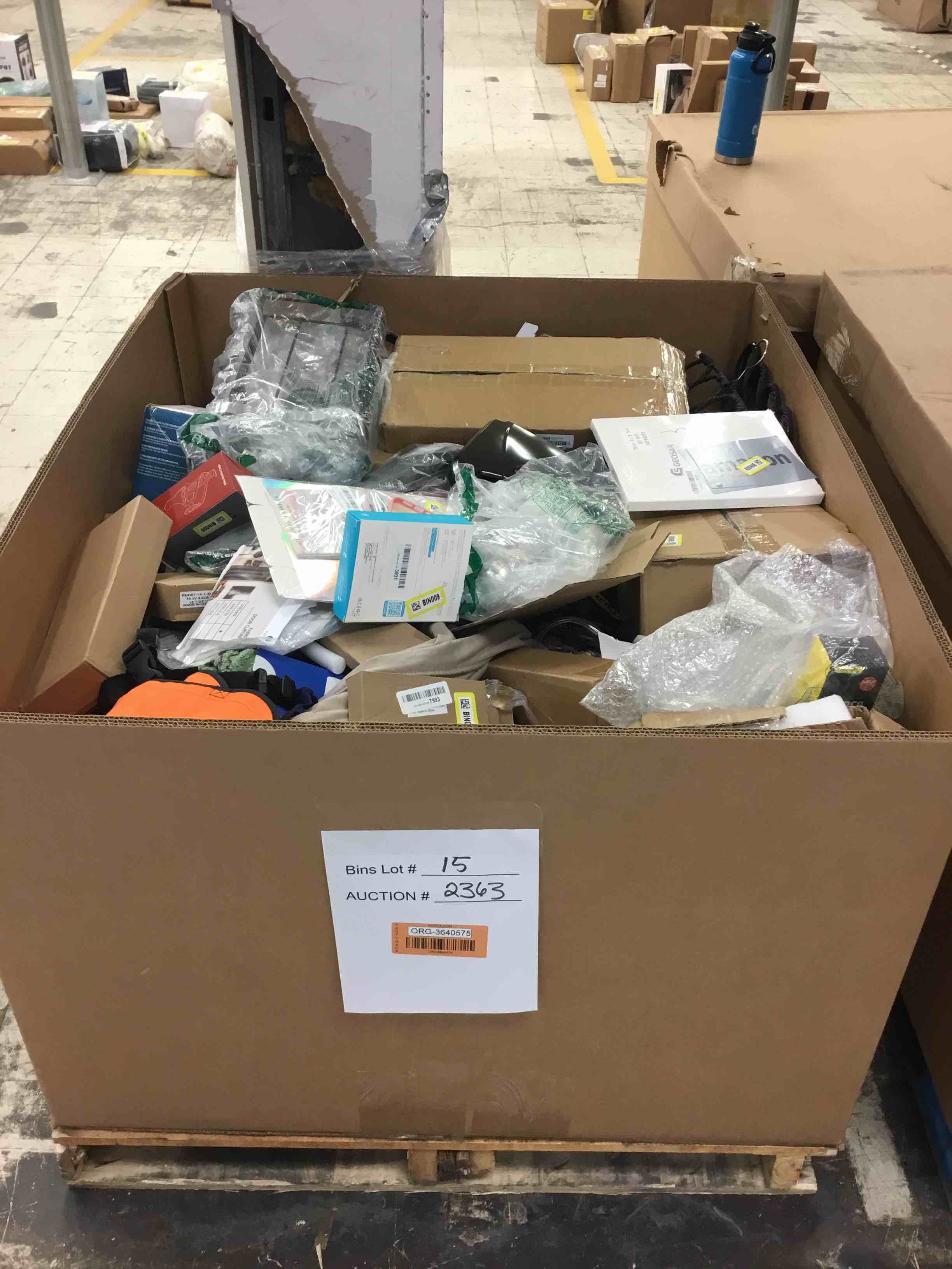 https://s3.amazonaws.com/lotting-images-prod/bidfta/ORG3640575_1717081991967.jpeg