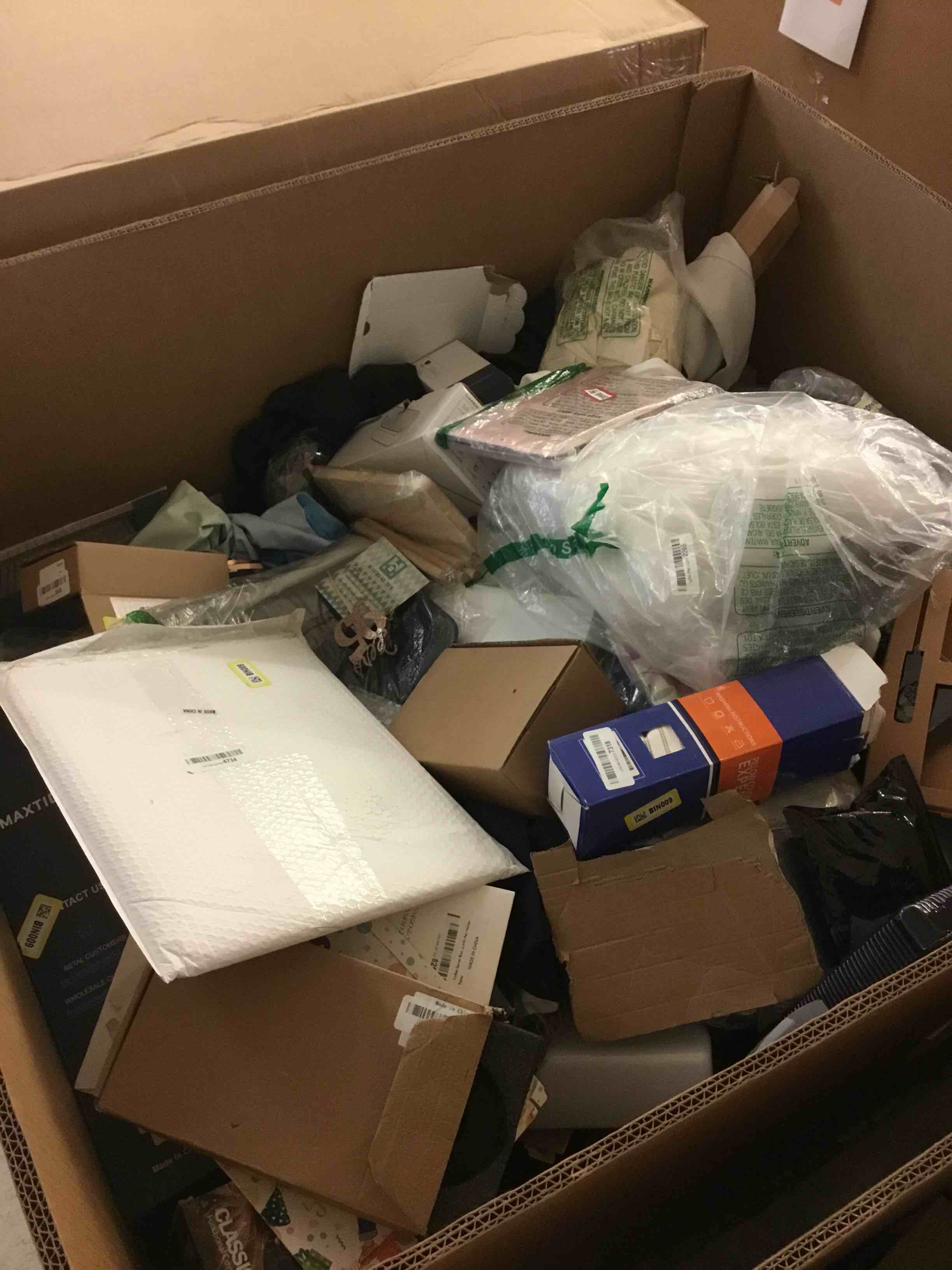 https://s3.amazonaws.com/lotting-images-prod/bidfta/ORG3640581_1717089049658.jpeg