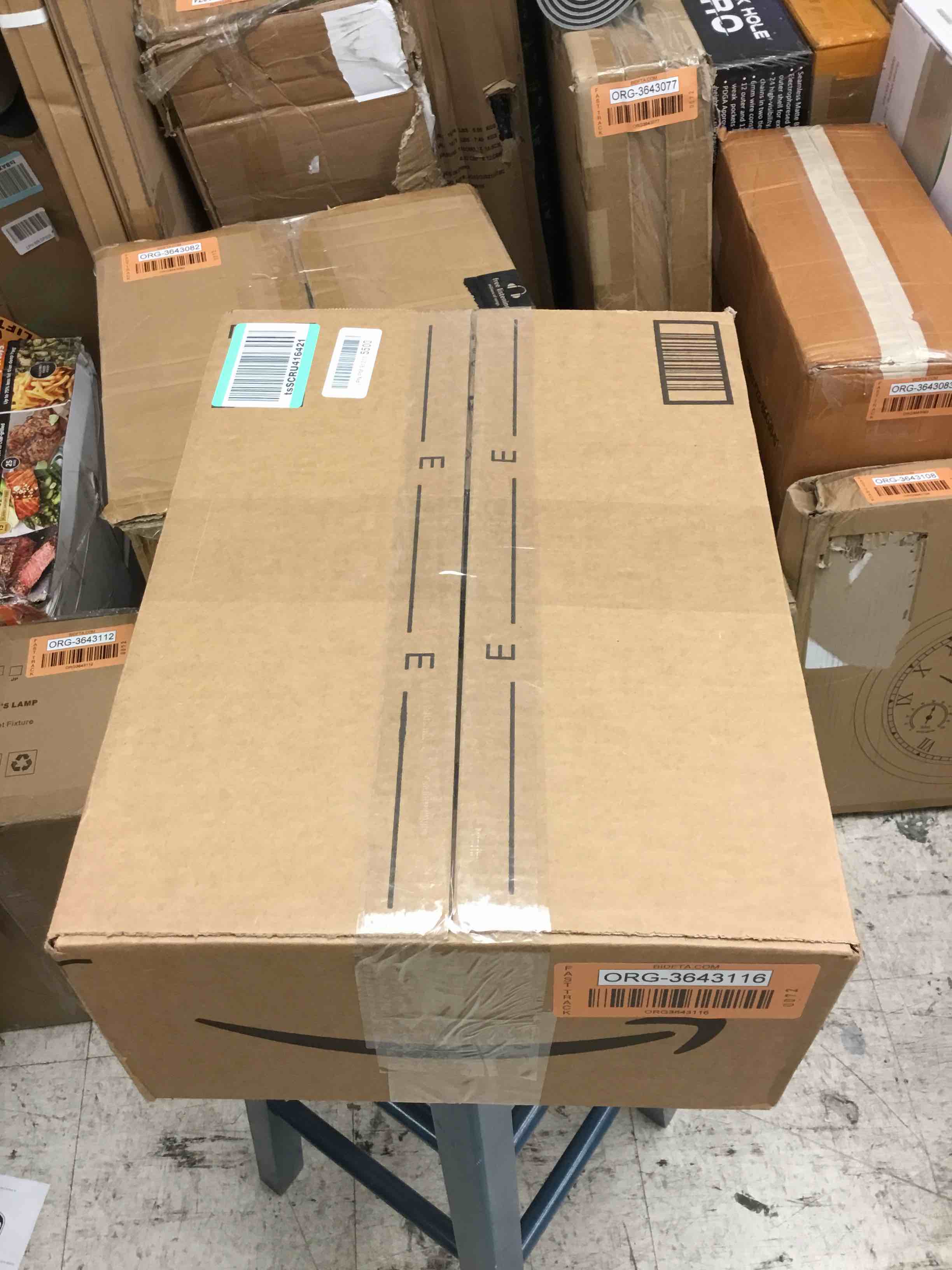 https://s3.amazonaws.com/lotting-images-prod/bidfta/ORG3643116_1673027291886.jpeg