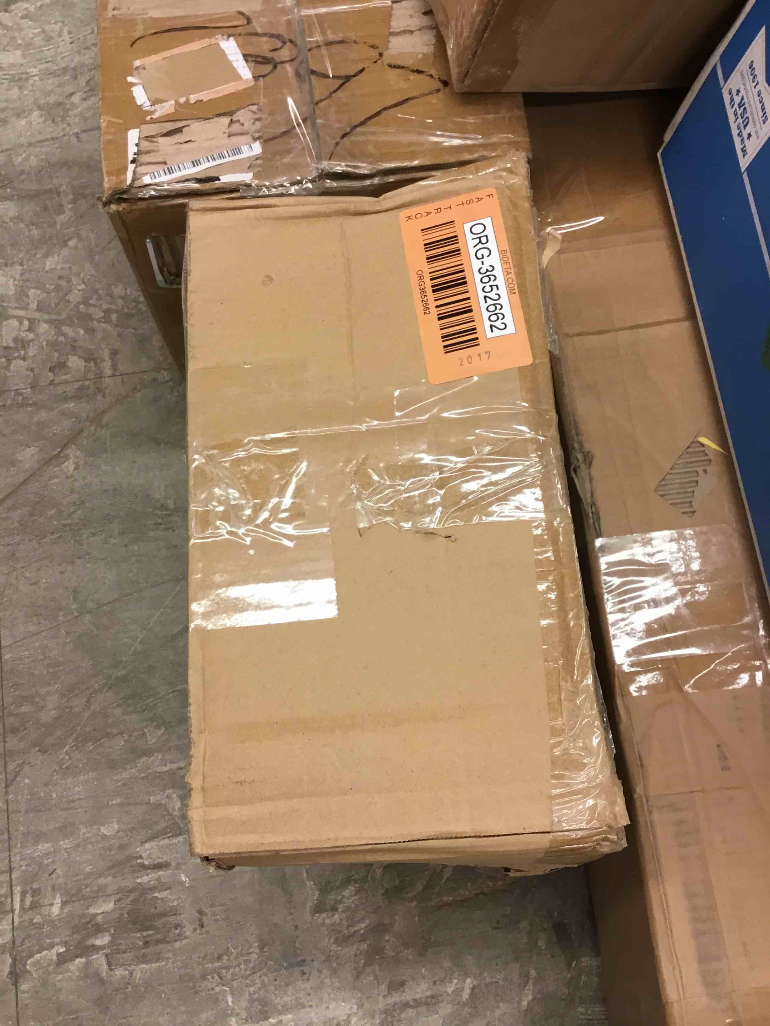 https://s3.amazonaws.com/lotting-images-prod/bidfta/ORG3652662_1682710598379.jpeg