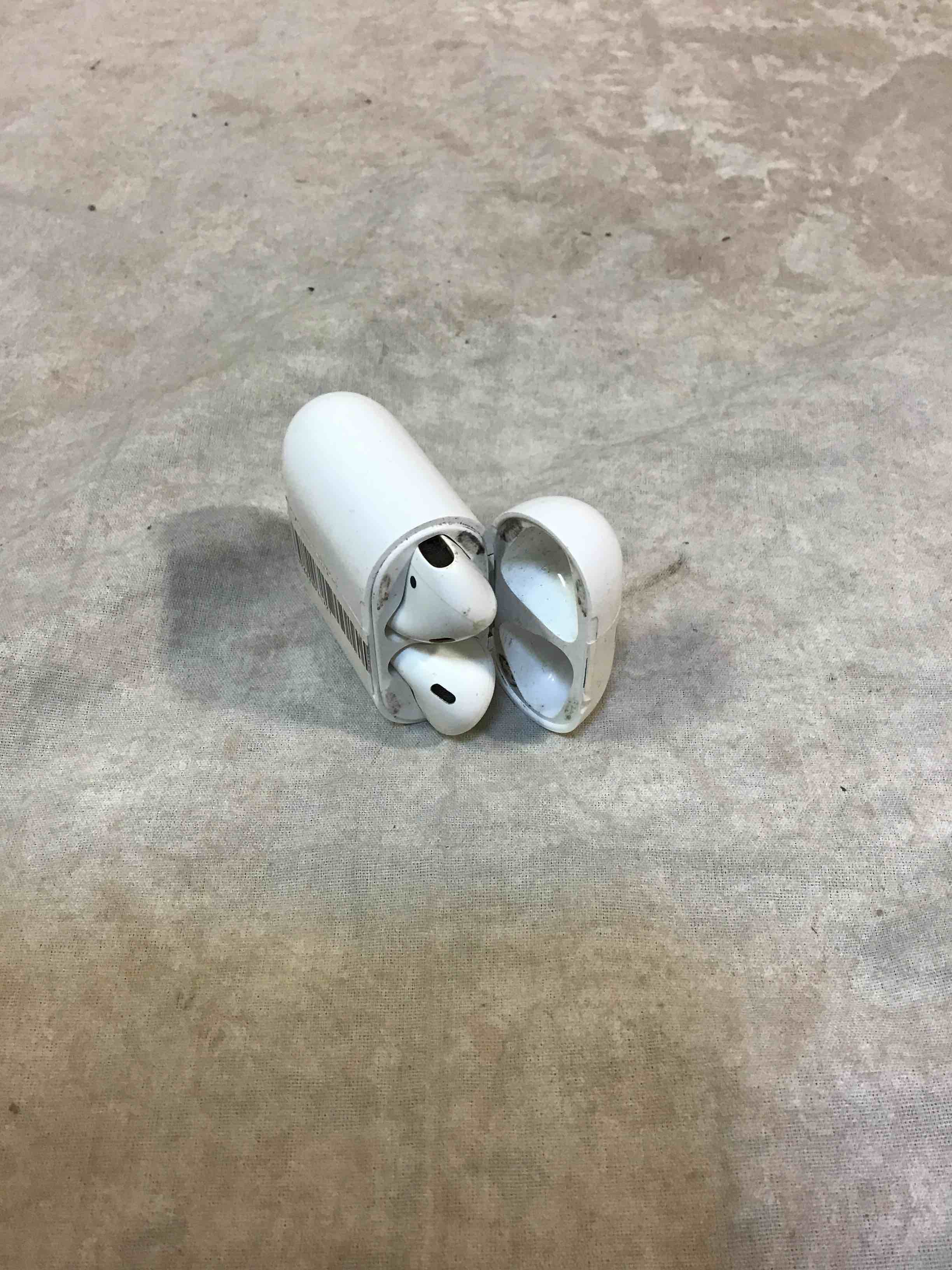 Apple Airpods