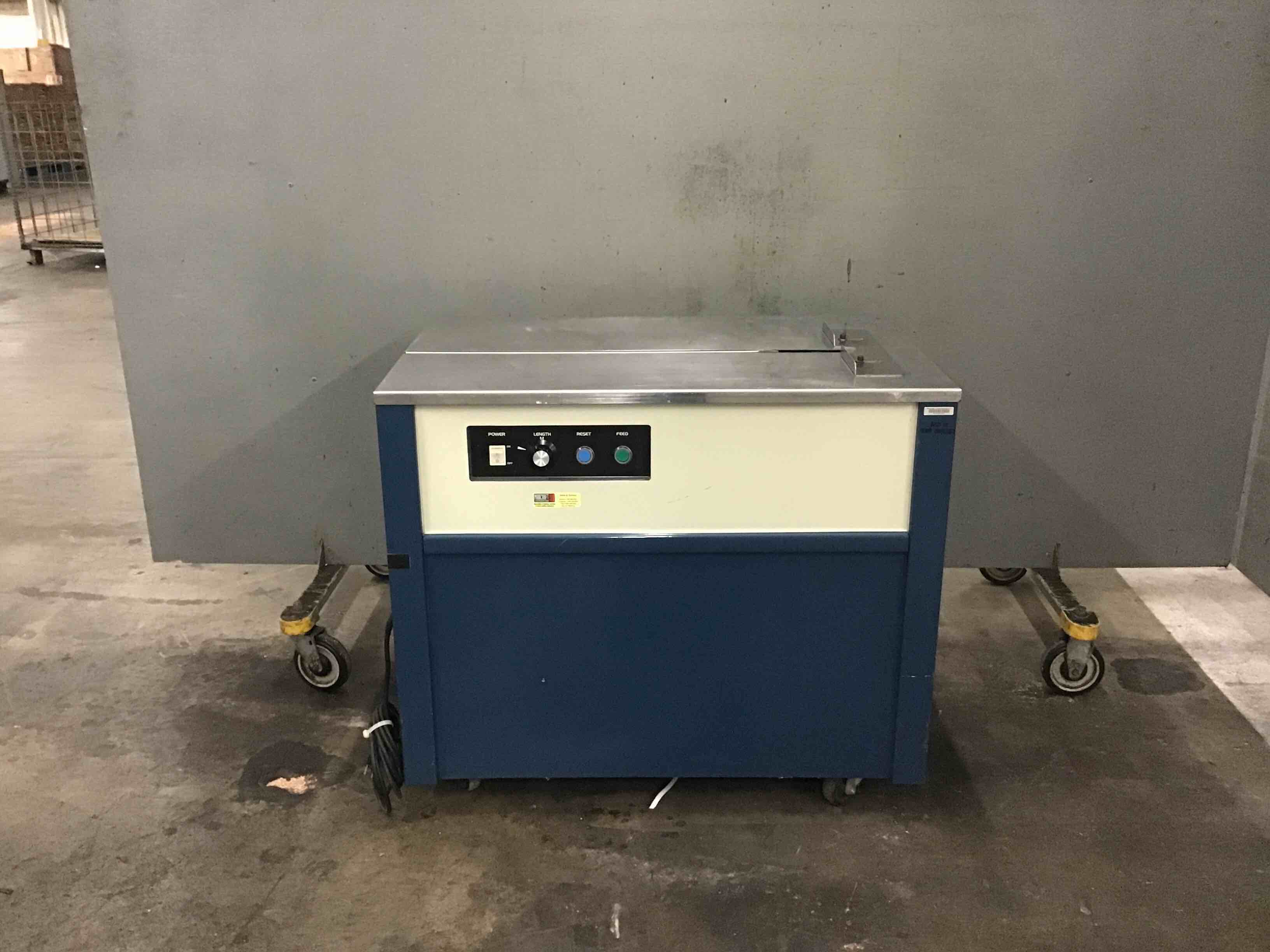 Jia-In Joinpack Box Package Strapping Machine On Casters
