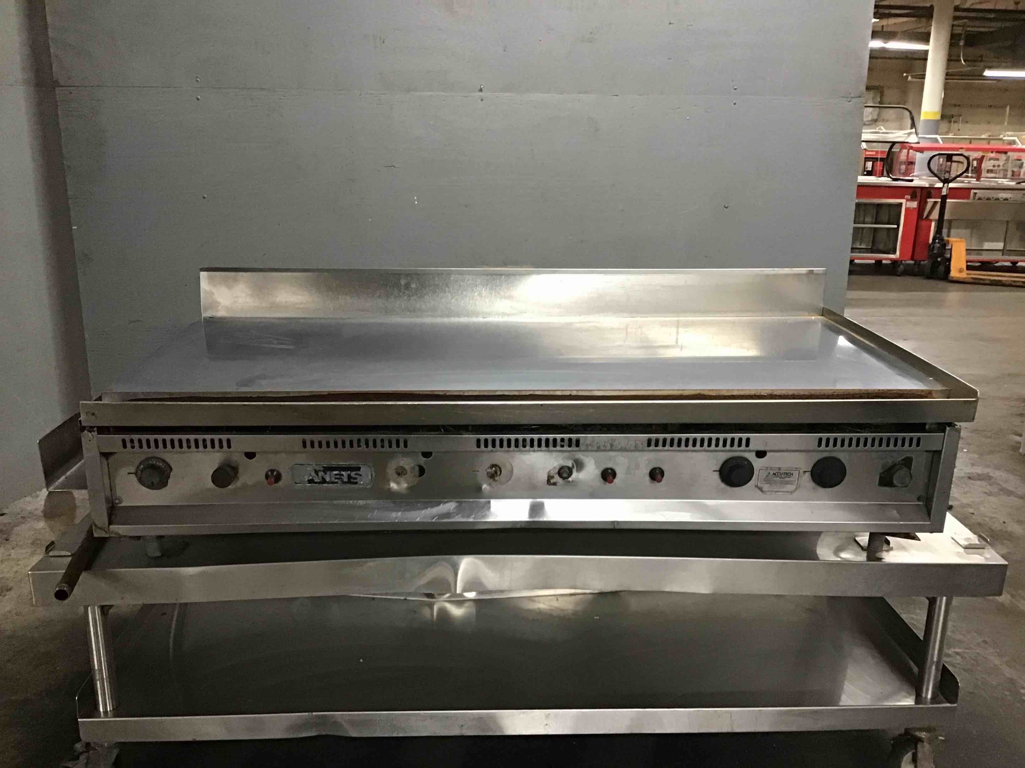 Anets Stainless Steel 57 Inch Natural Gas Flat Grill