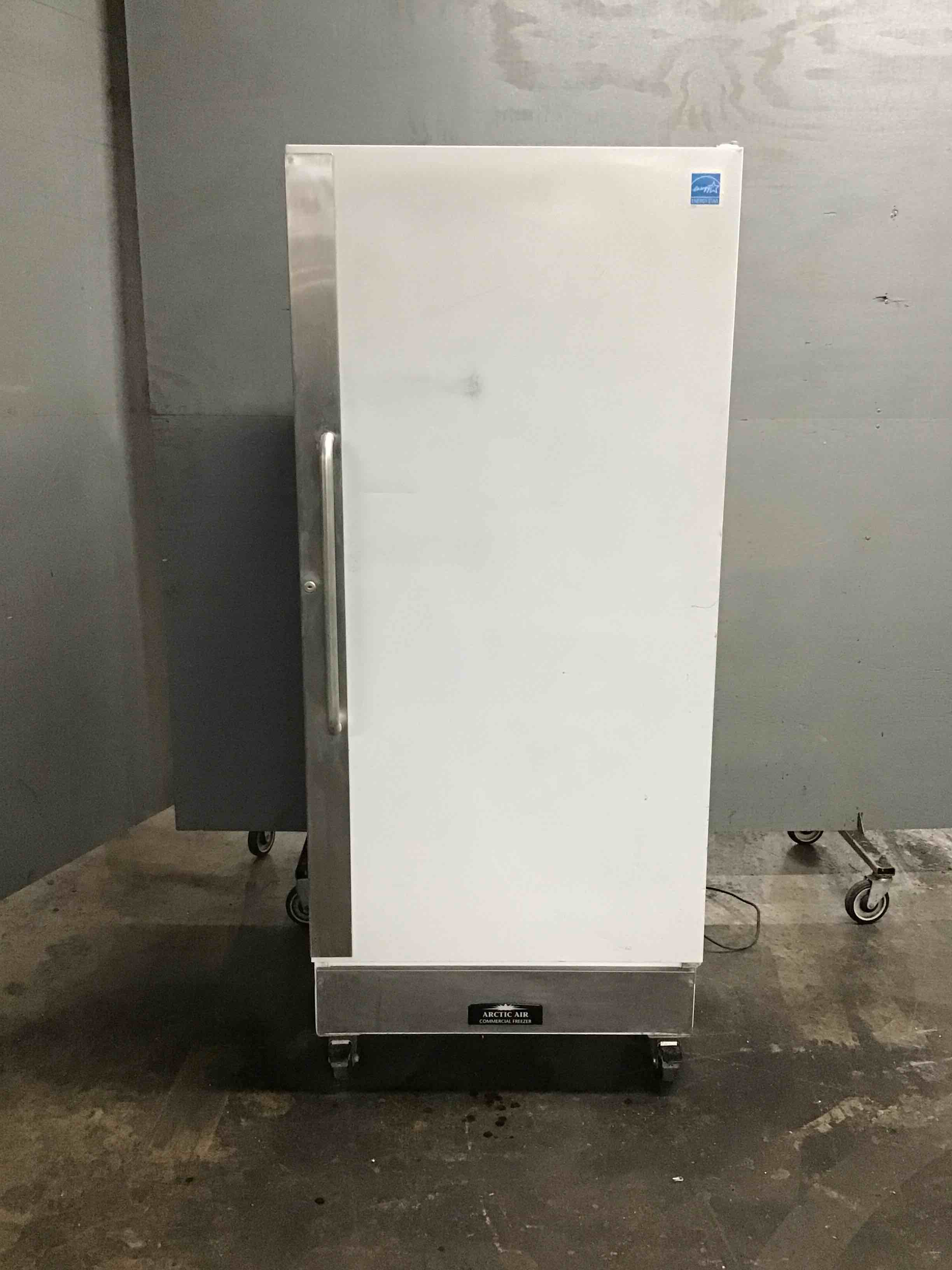 Arctic Air 32 Inch Upright Reach In Freezer On Casters