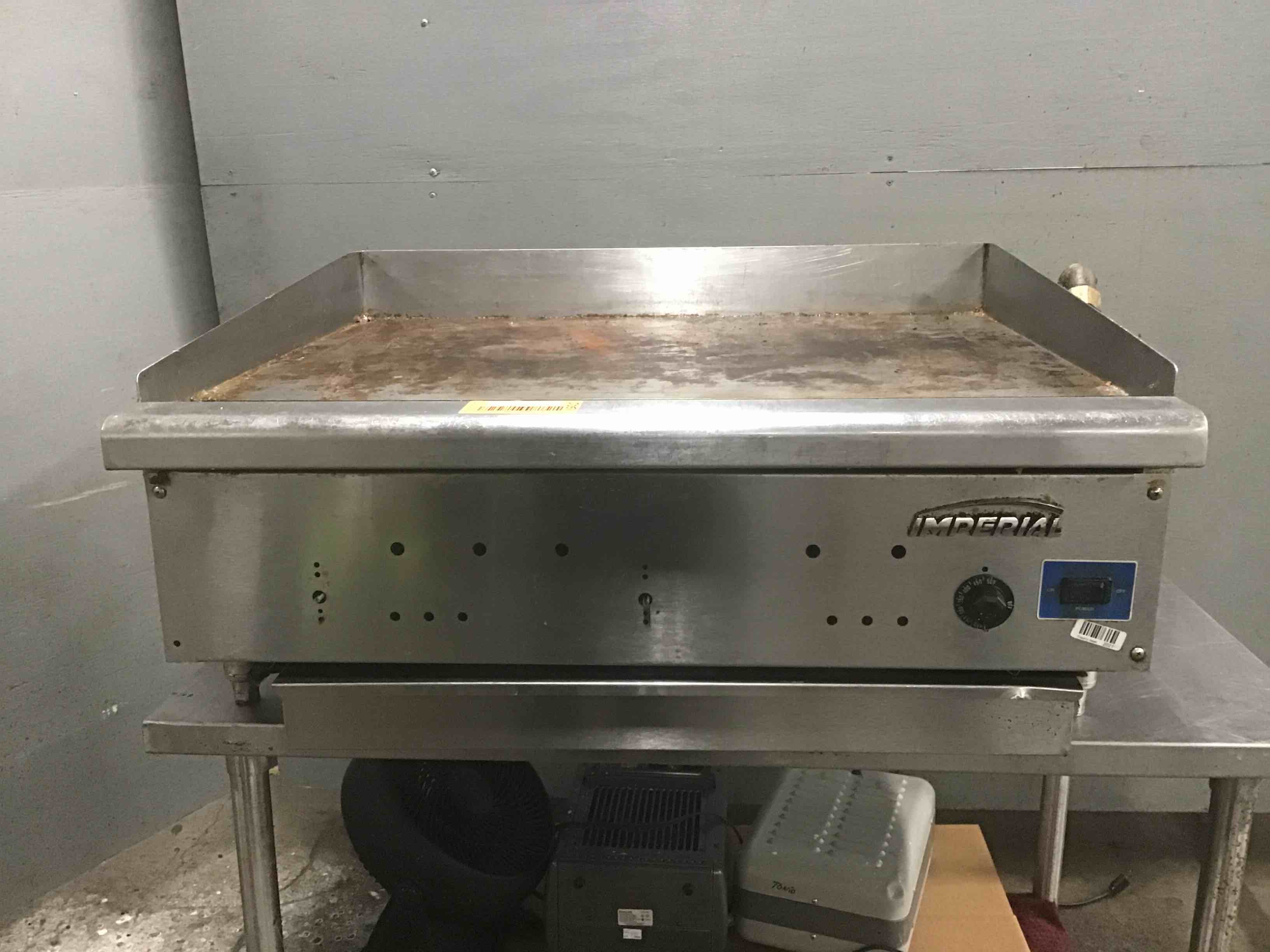 Imperial Stainless Steel 36 Inch Natural Gas Thermostat Controlled Griddle 