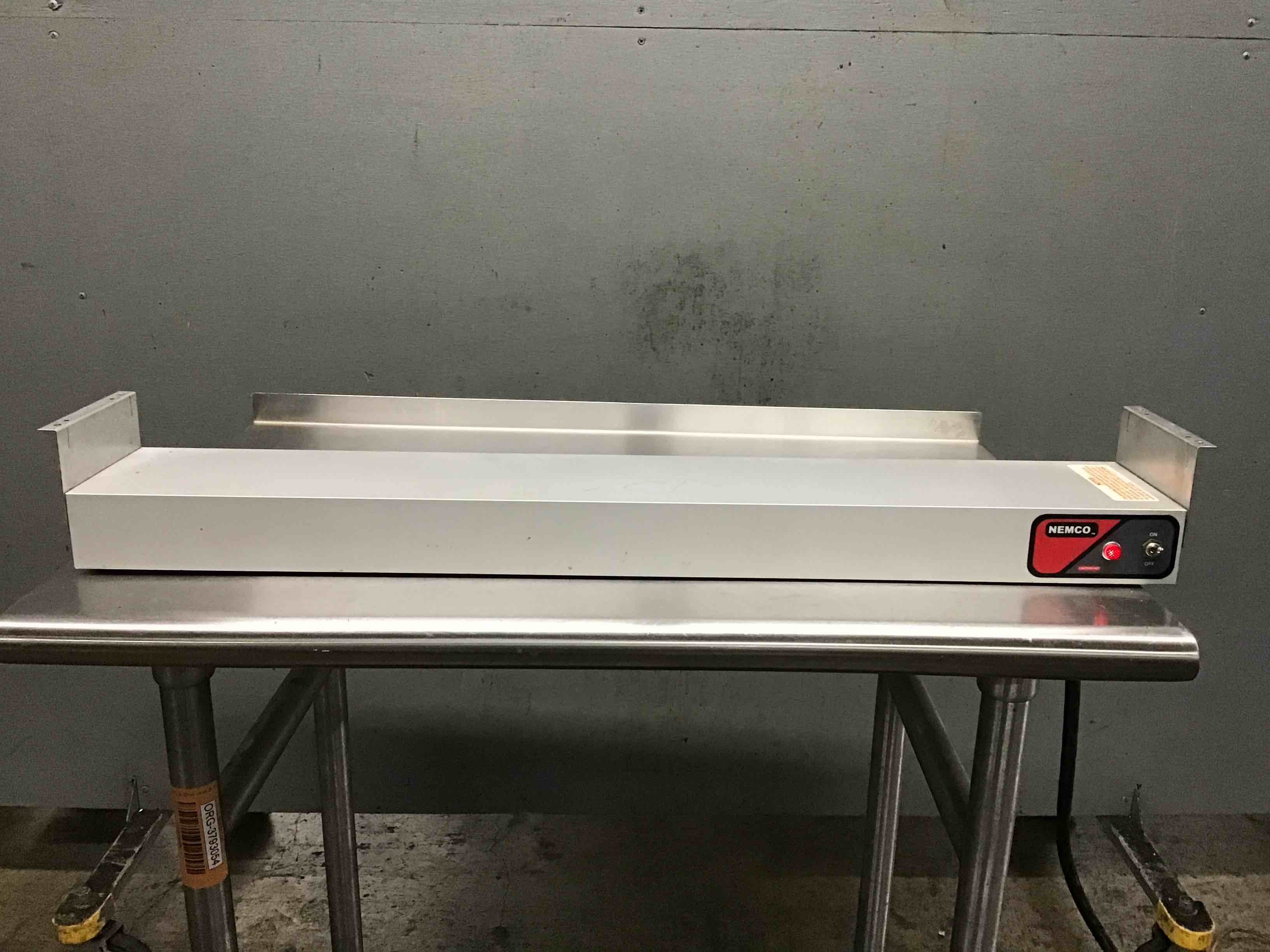 Nemco 36 Inch Single Infrared Strip Warmer with On/Off Toggle Controls