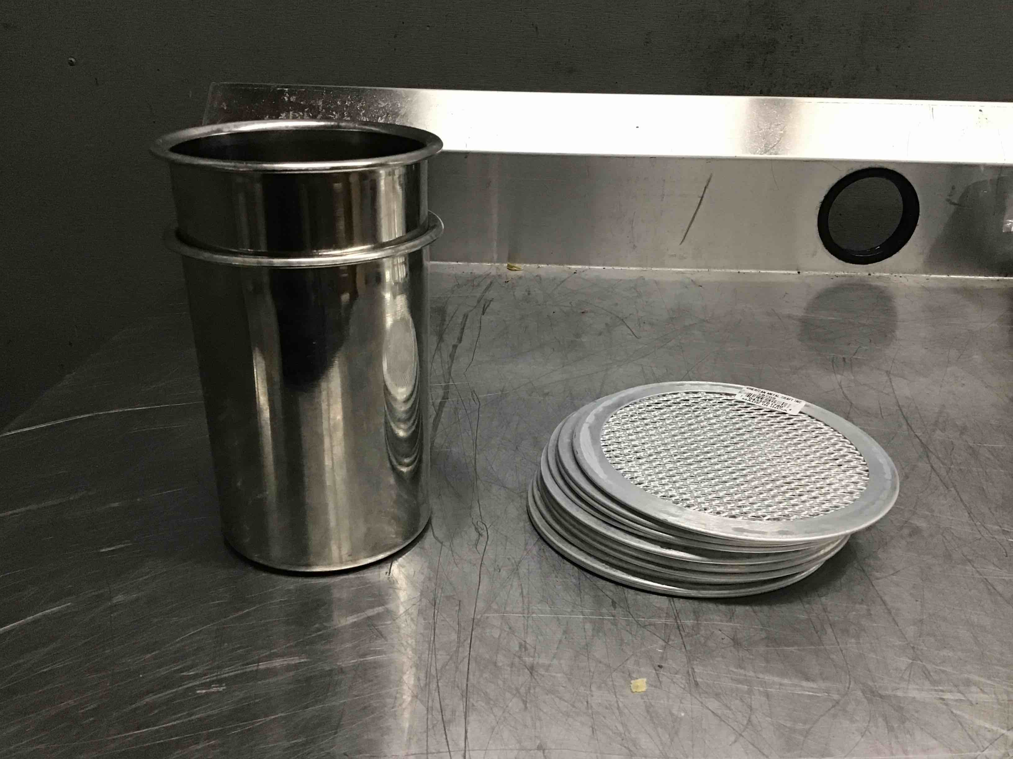 American Craft Inc. 6.18:Inch Aluminum Pizza Screens And Stainless Steel Bain Maries