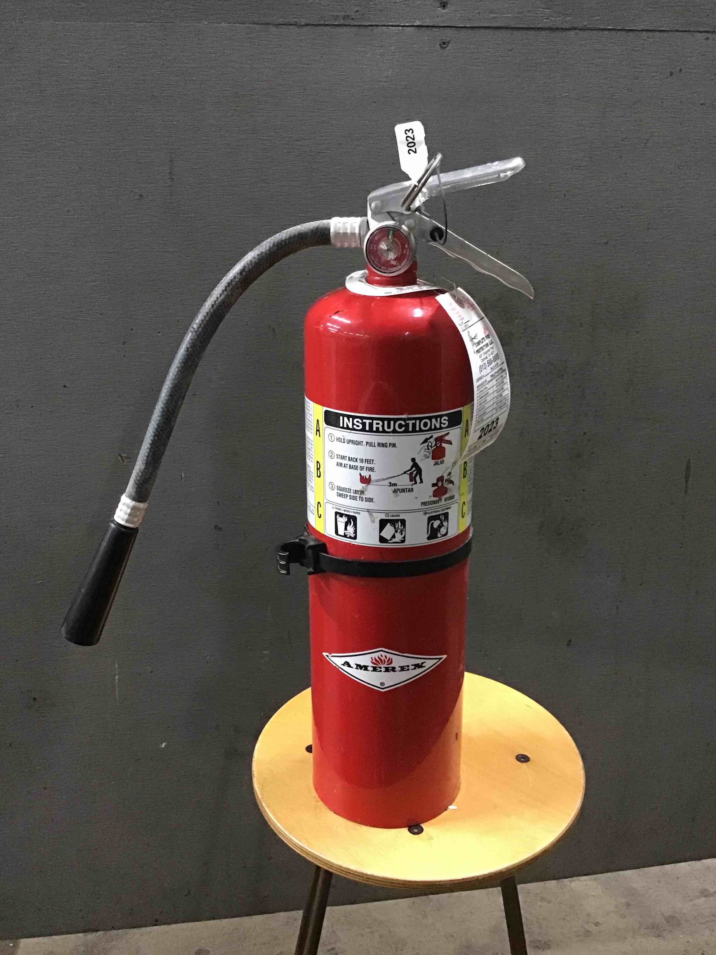 Amerex 10 Lb. Dry Chemical Fire Extinguisher