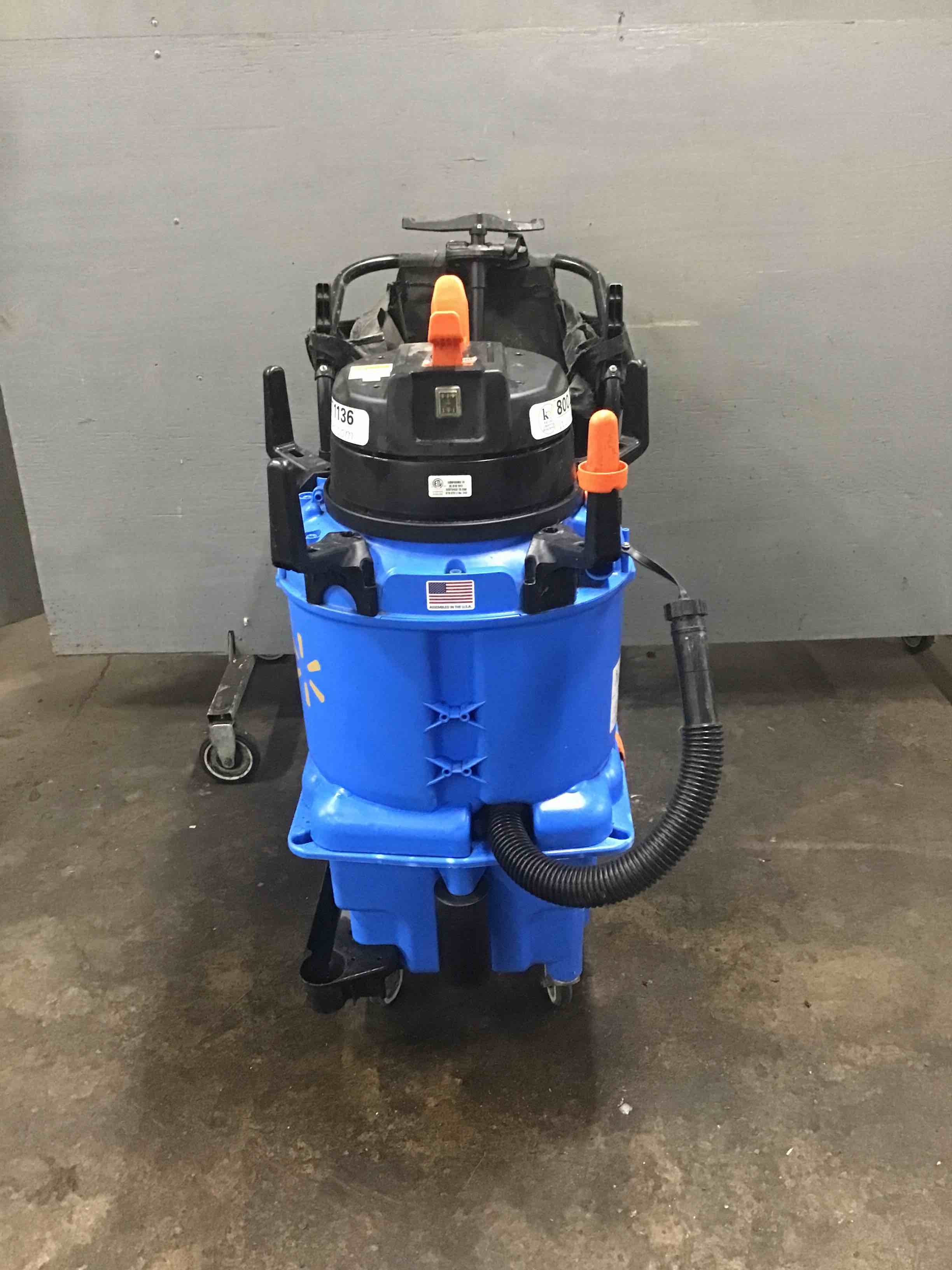 KAIVAC CLEANING SYSTEMS OMNI FLEX  AUTO VAC AUTO FLOOR CLEANING MACHINE 