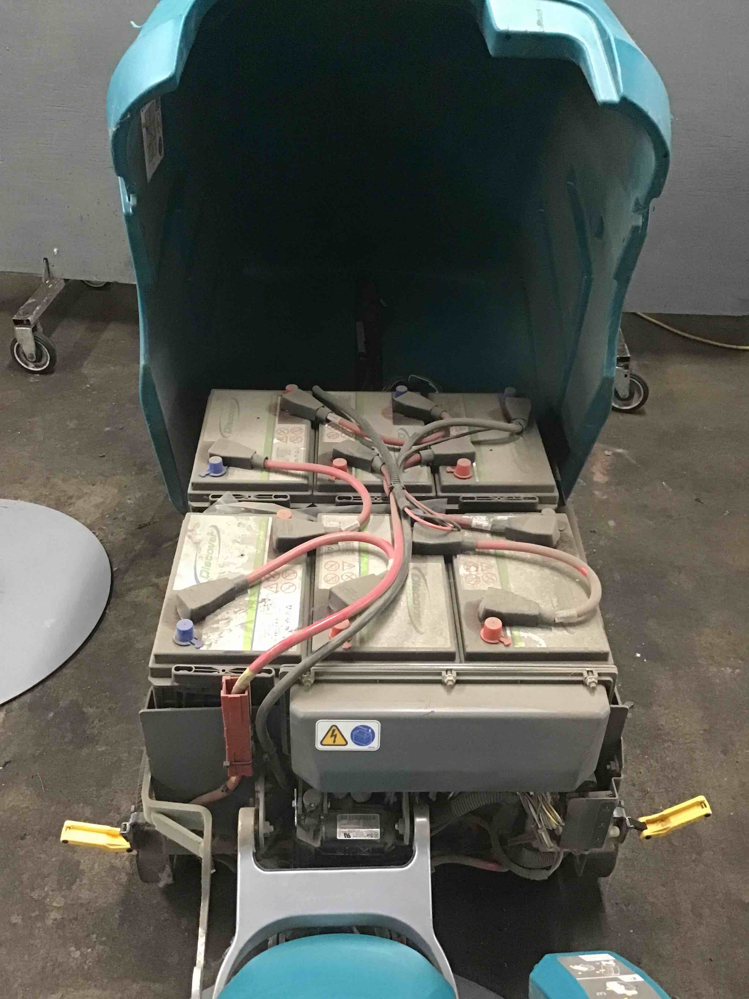 https://s3.amazonaws.com/lotting-images-prod/bidfta/ORG3794829_1685626036058.jpeg