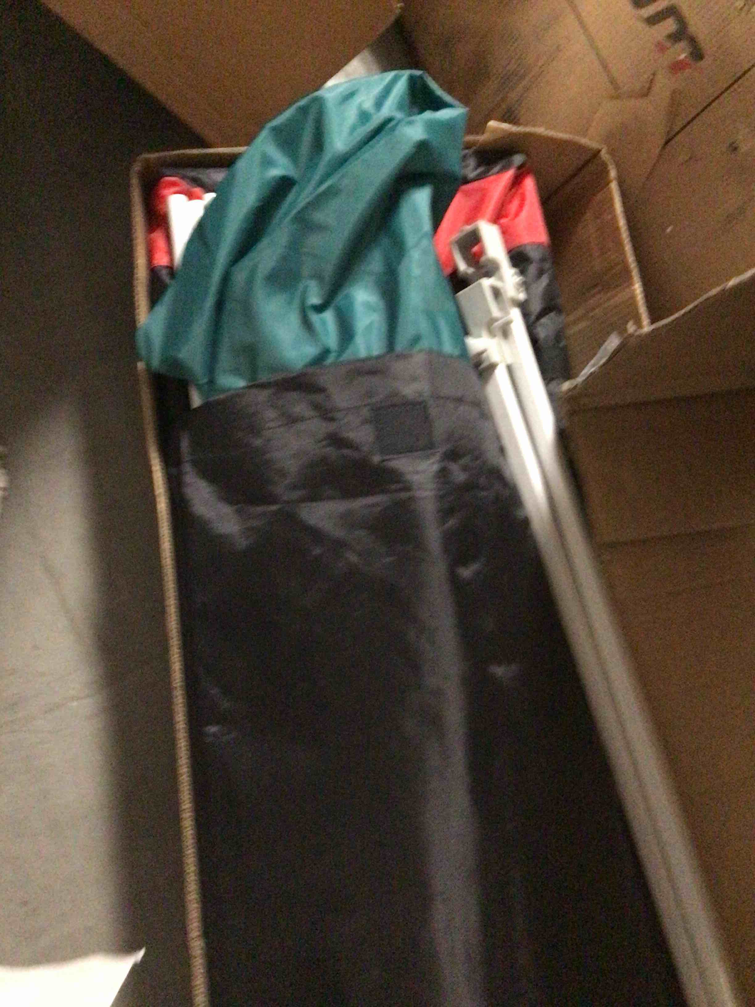 https://s3.amazonaws.com/lotting-images-prod/bidfta/ORG3875007_1686223679432.jpeg