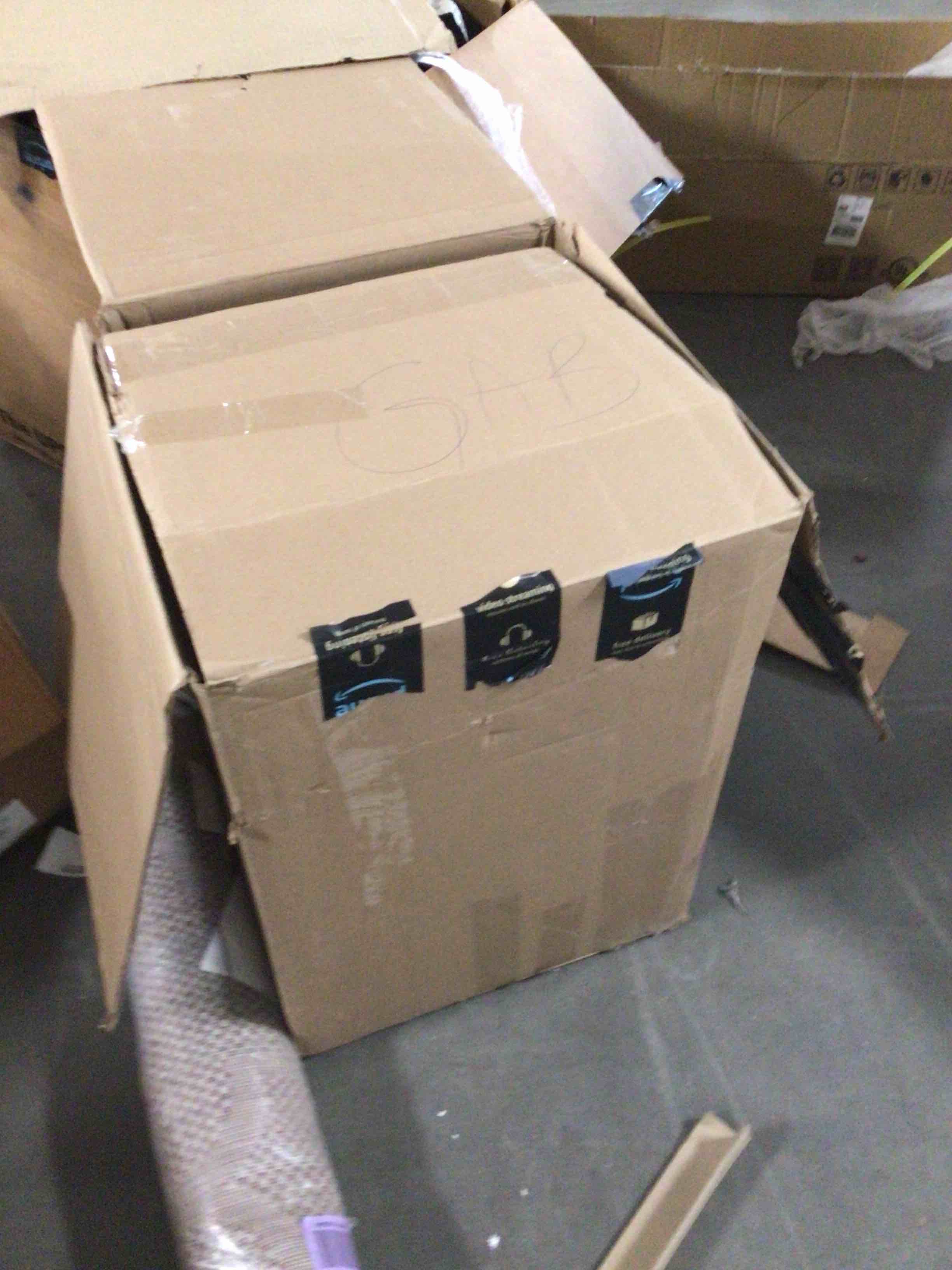 https://s3.amazonaws.com/lotting-images-prod/bidfta/ORG3875013_1686234190420.jpeg