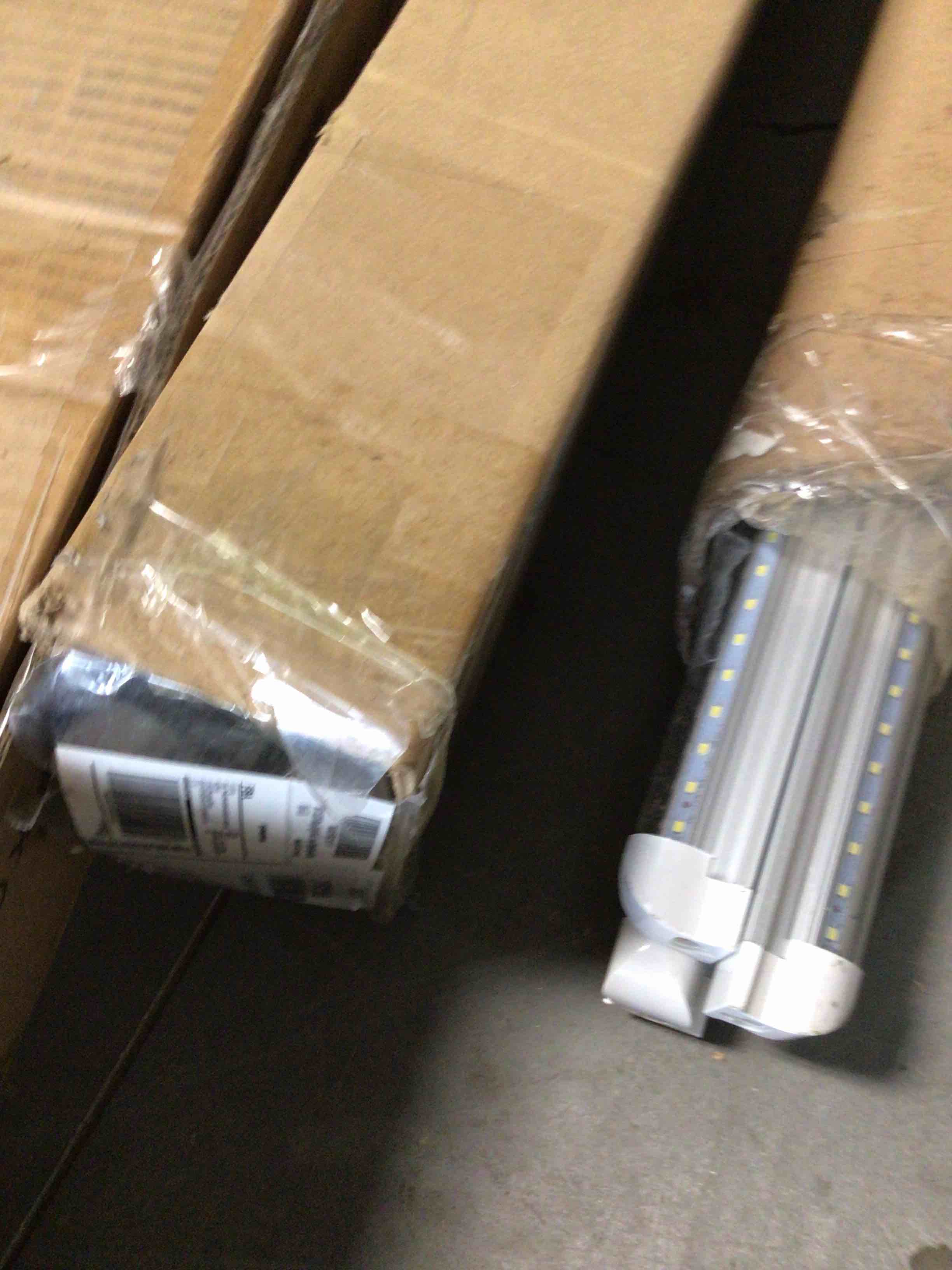 https://s3.amazonaws.com/lotting-images-prod/bidfta/ORG3877343_1687613514600.jpeg