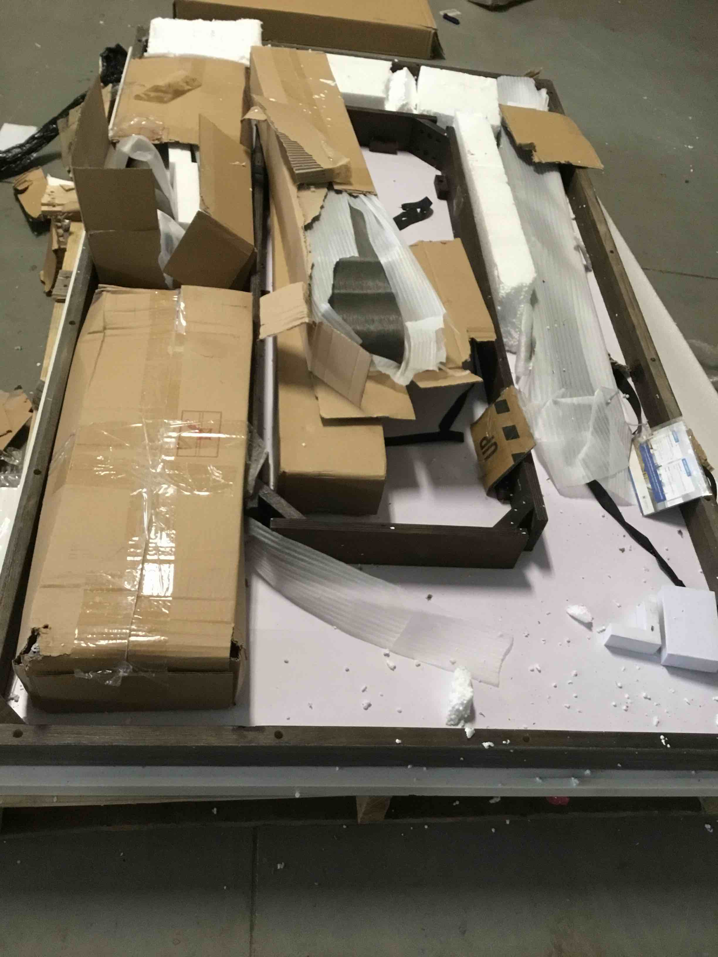 https://s3.amazonaws.com/lotting-images-prod/bidfta/ORG3878466_1684262034303.jpeg