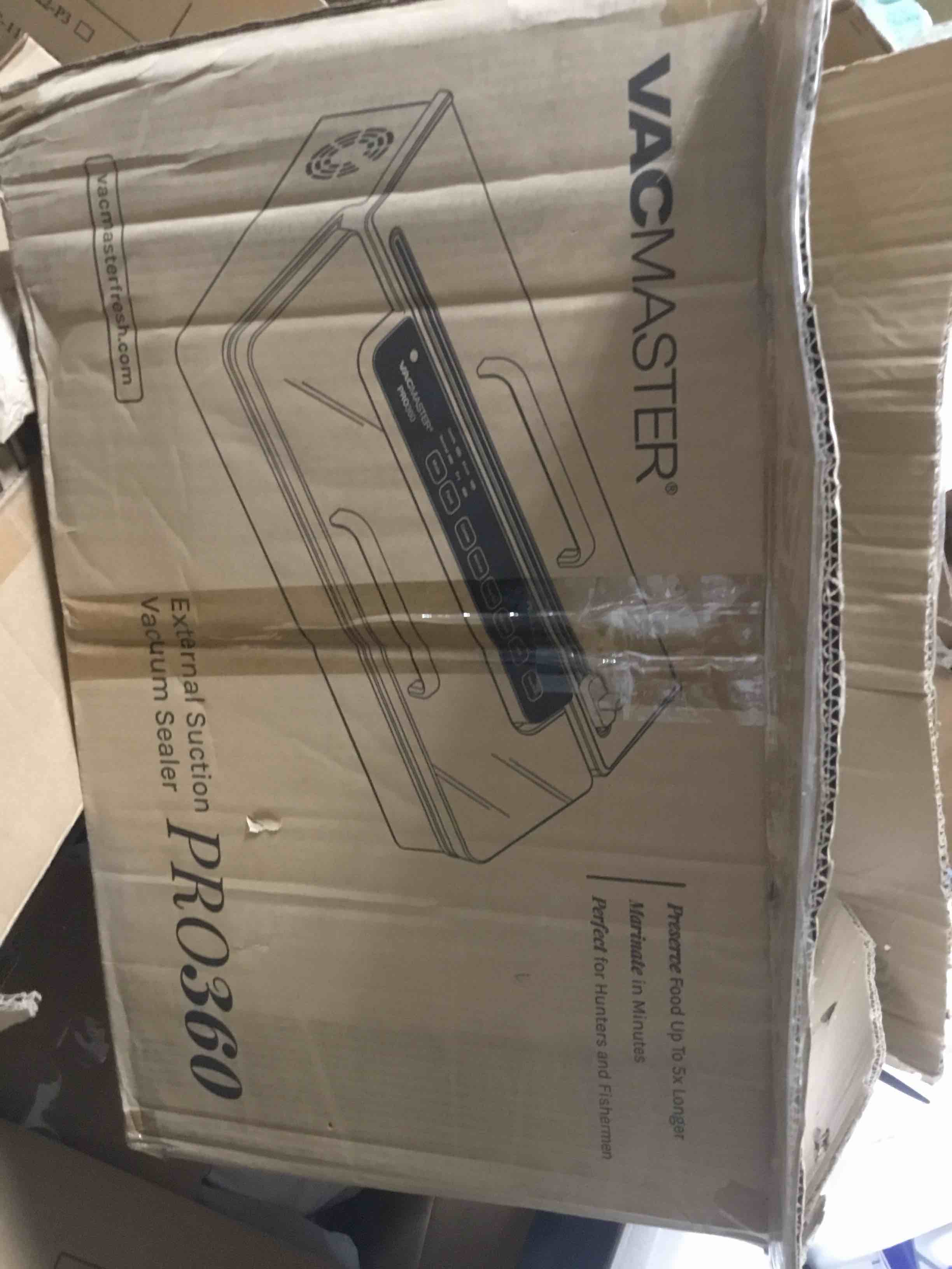 https://s3.amazonaws.com/lotting-images-prod/bidfta/ORG3879042_1686829926703.jpeg