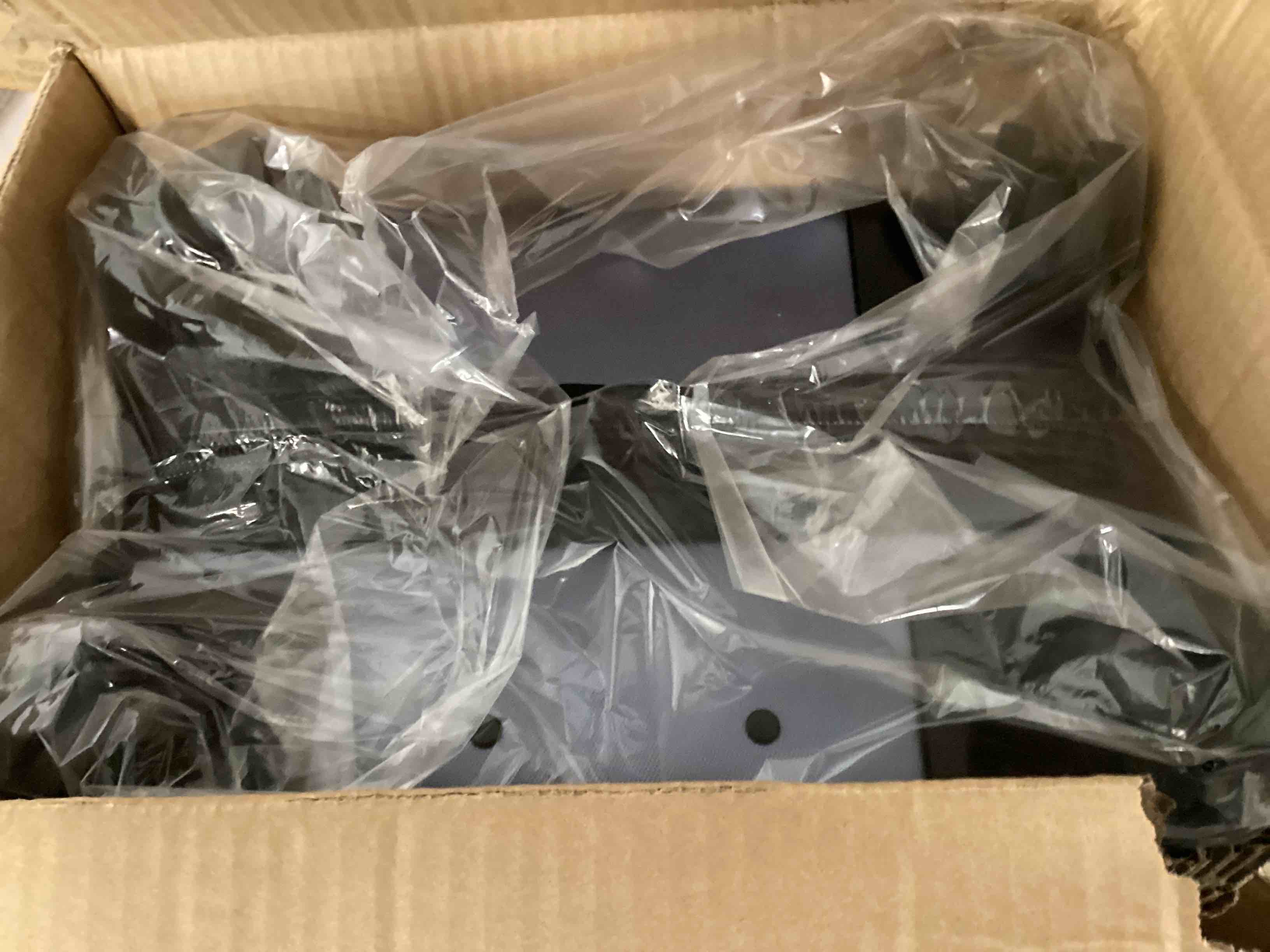 https://s3.amazonaws.com/lotting-images-prod/bidfta/ORG3880594_1690031696316.jpeg