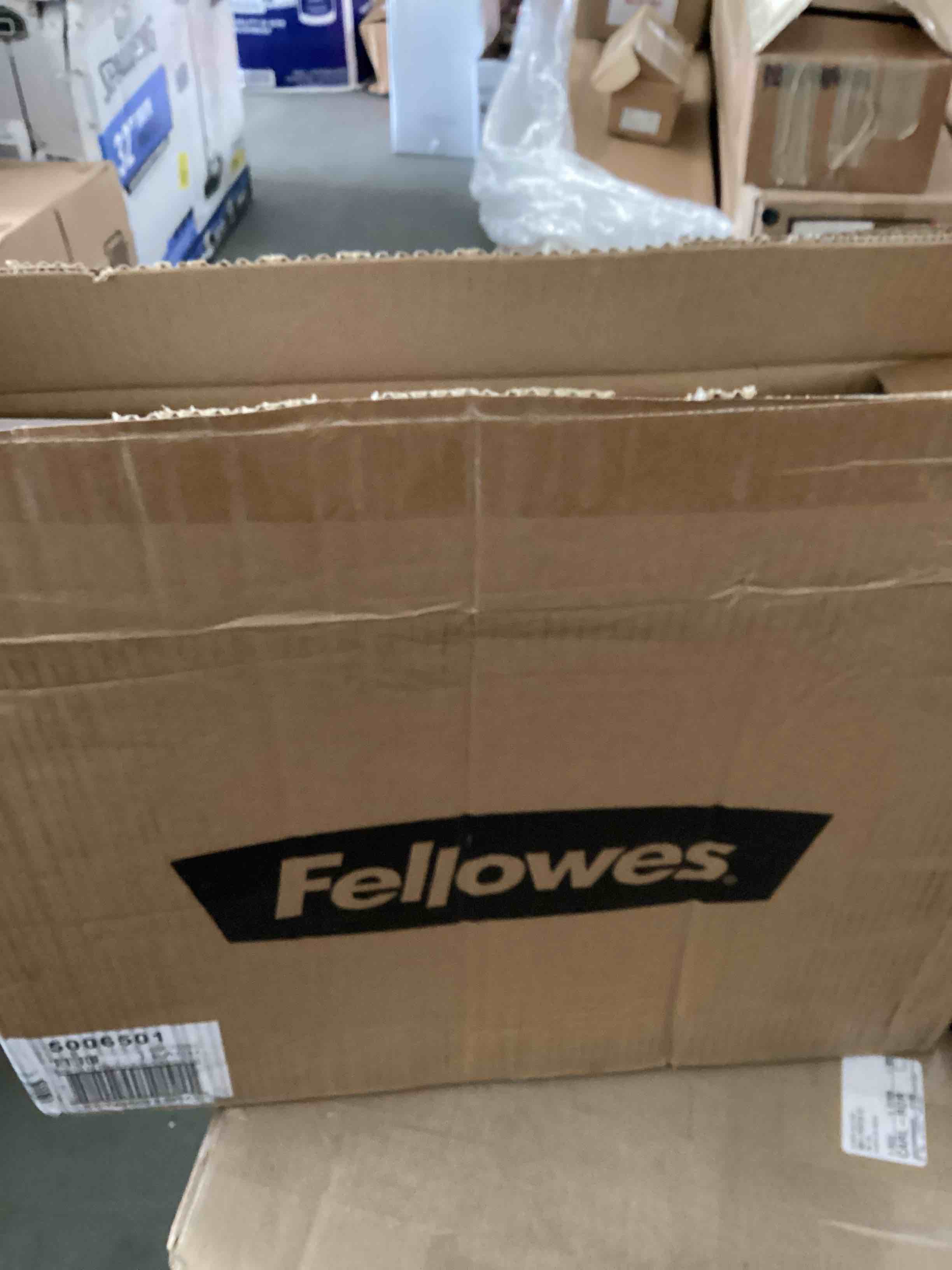 https://s3.amazonaws.com/lotting-images-prod/bidfta/ORG3880658_1690047913856.jpeg