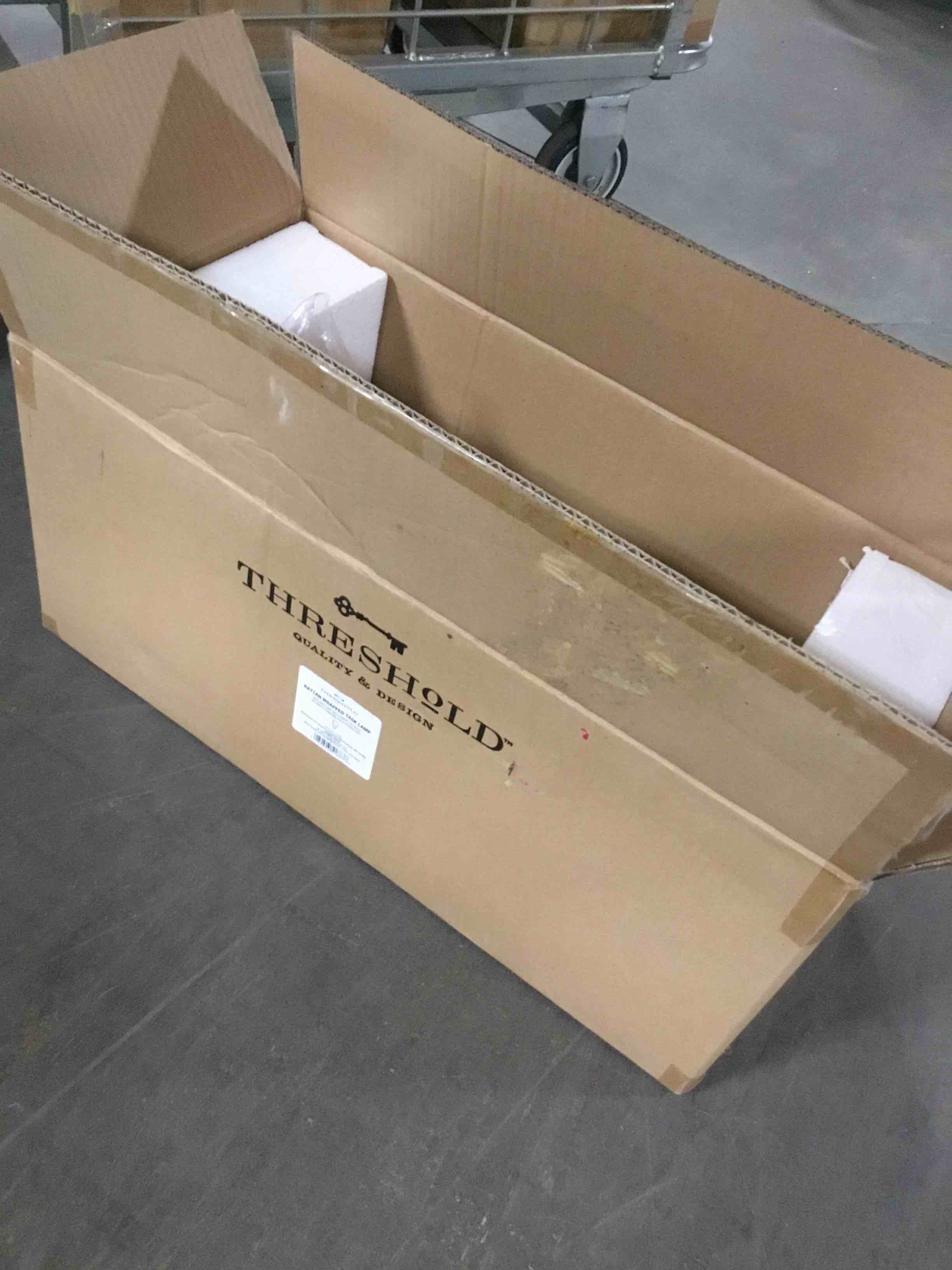 https://s3.amazonaws.com/lotting-images-prod/bidfta/ORG3882361_1686052206225.jpeg