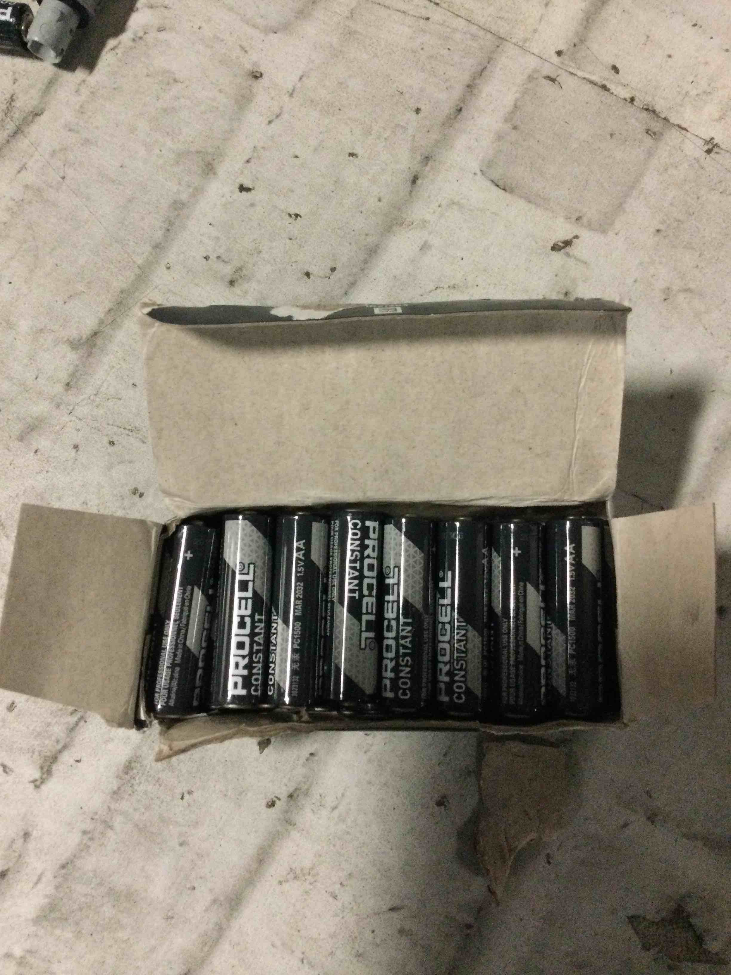 https://s3.amazonaws.com/lotting-images-prod/bidfta/ORG3969606_1669642628048.jpeg