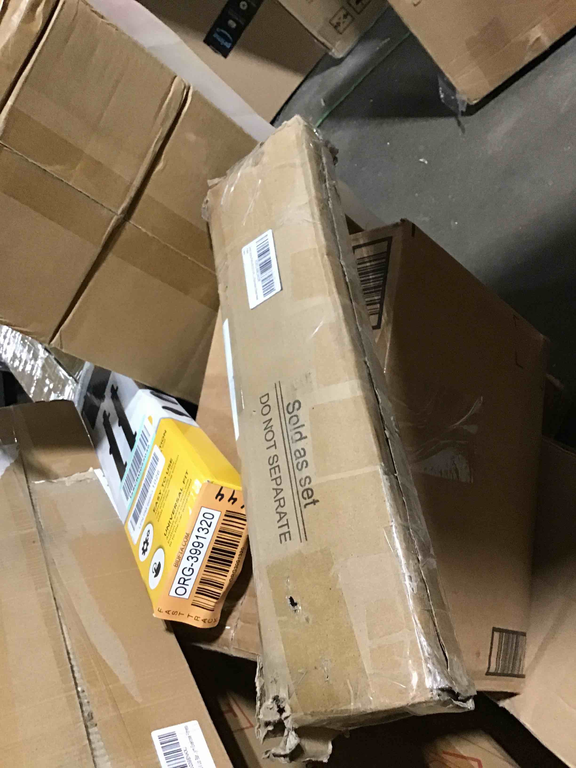 https://s3.amazonaws.com/lotting-images-prod/bidfta/ORG3991322_1684248569307.jpeg