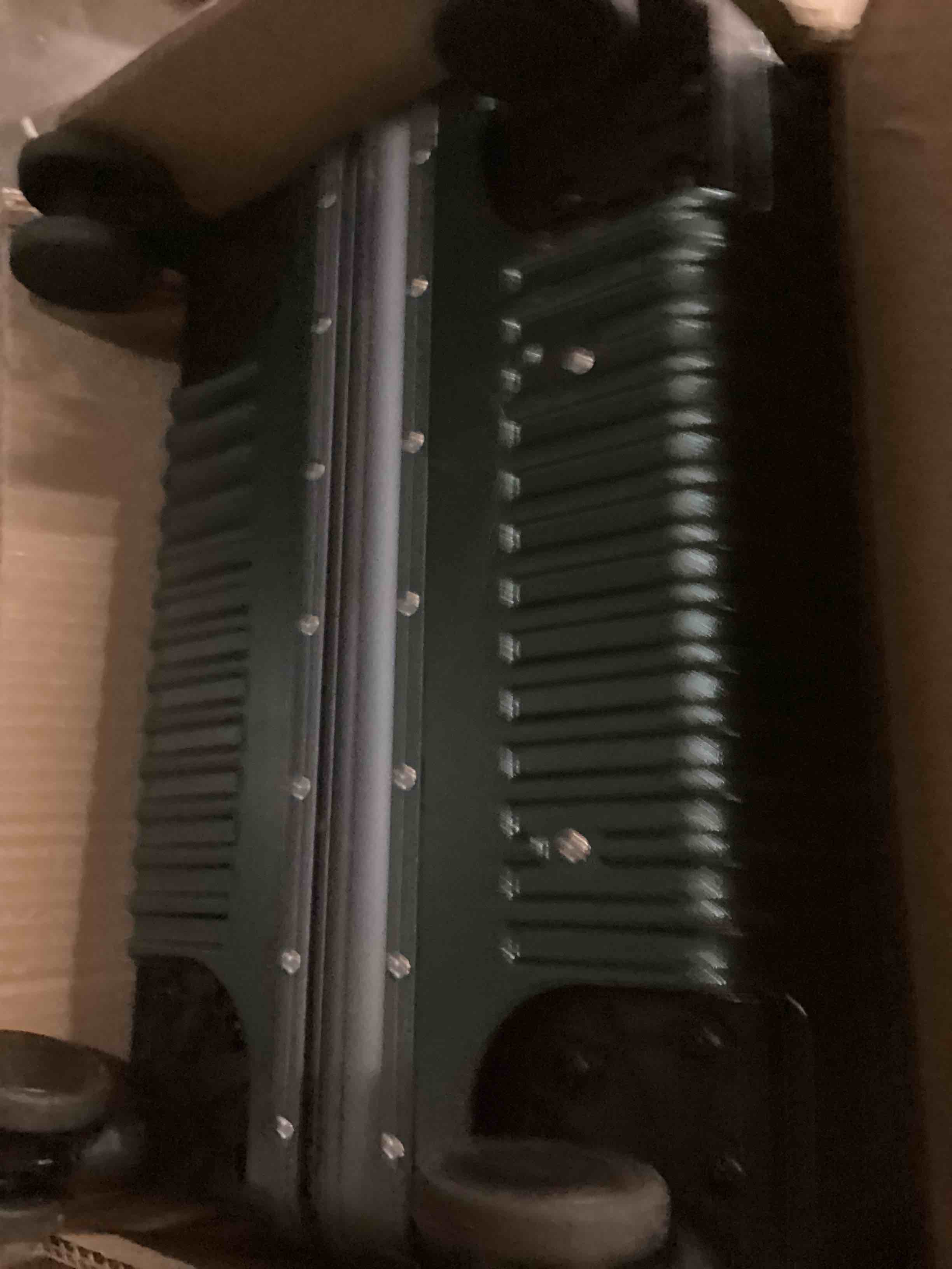 https://s3.amazonaws.com/lotting-images-prod/bidfta/ORG4004447_1705067363050.jpeg