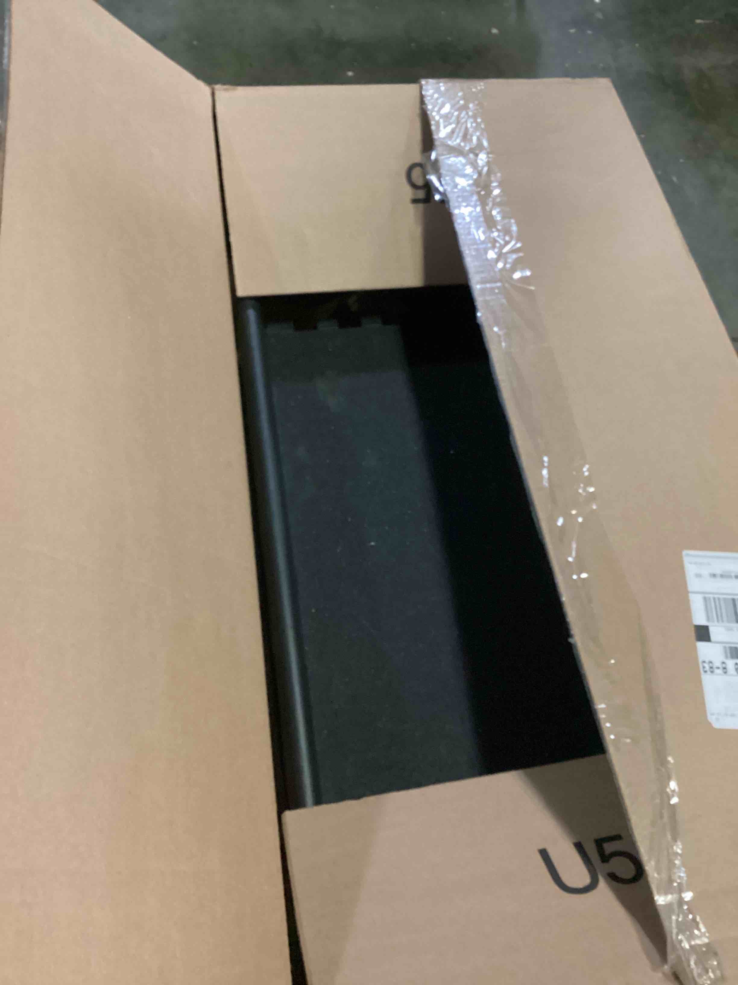 https://s3.amazonaws.com/lotting-images-prod/bidfta/ORG4005643_1703700605943.jpeg