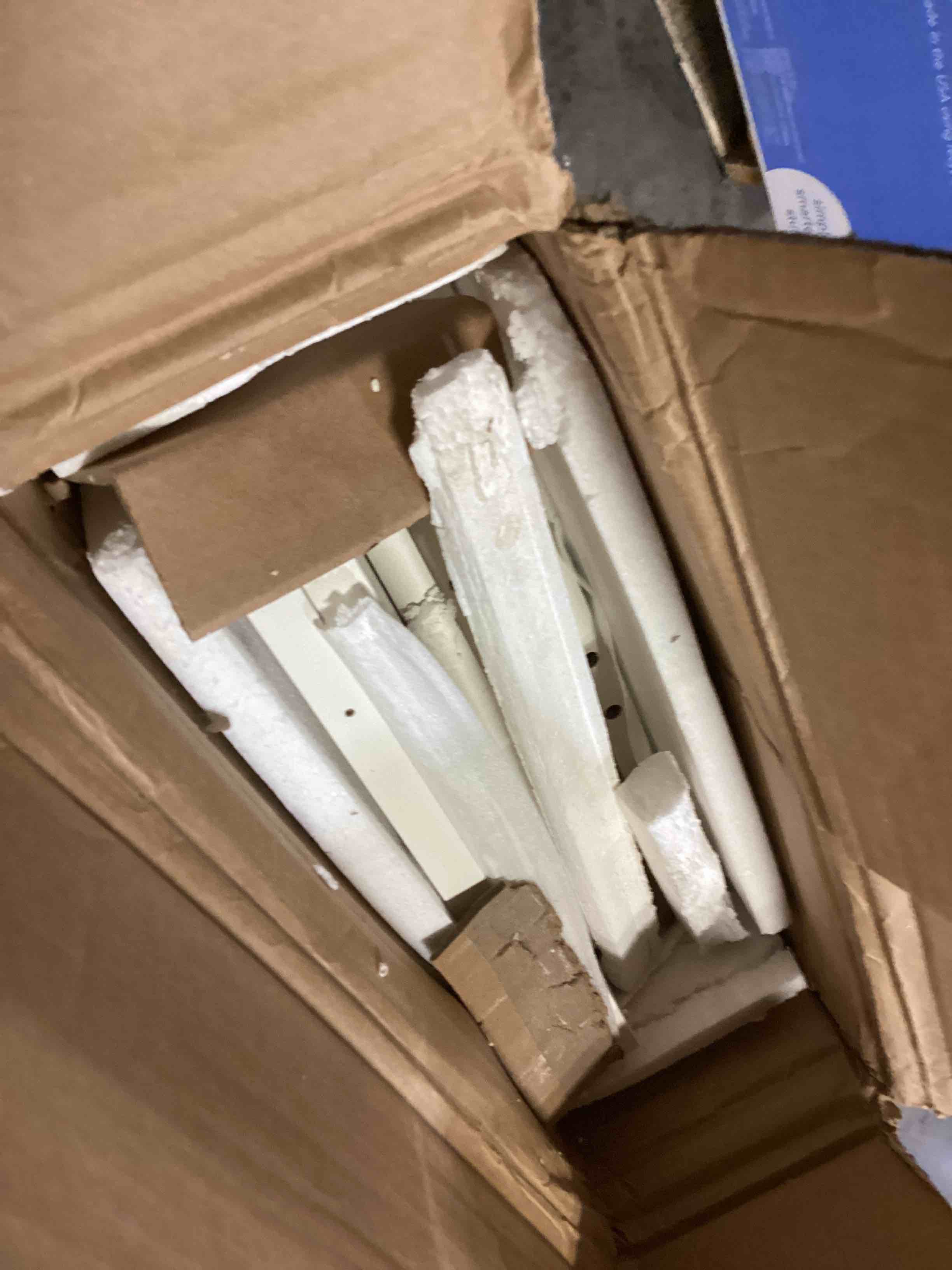 https://s3.amazonaws.com/lotting-images-prod/bidfta/ORG4006066_1703866608813.jpeg