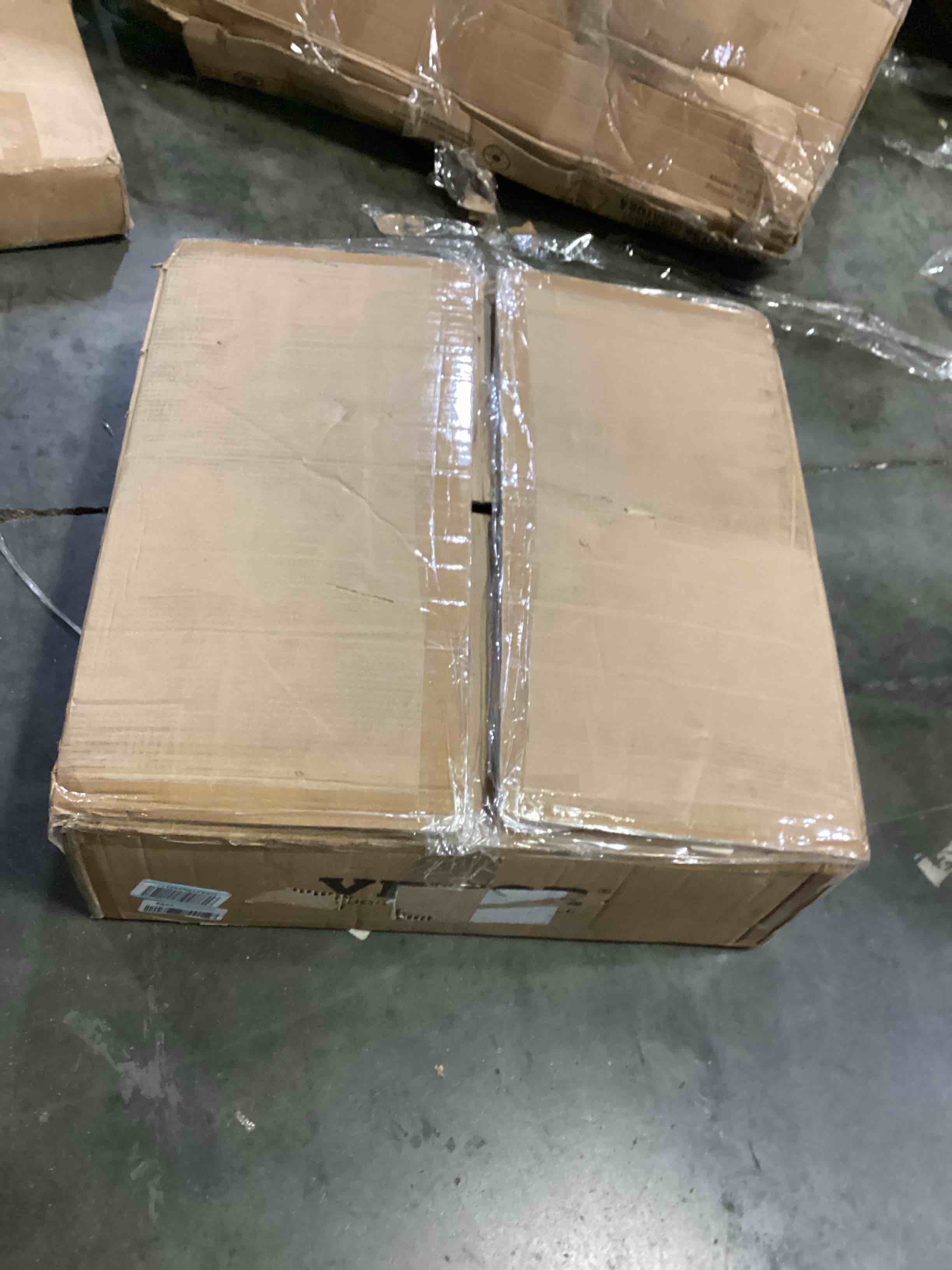 https://s3.amazonaws.com/lotting-images-prod/bidfta/ORG4006700_1704296743300.jpeg