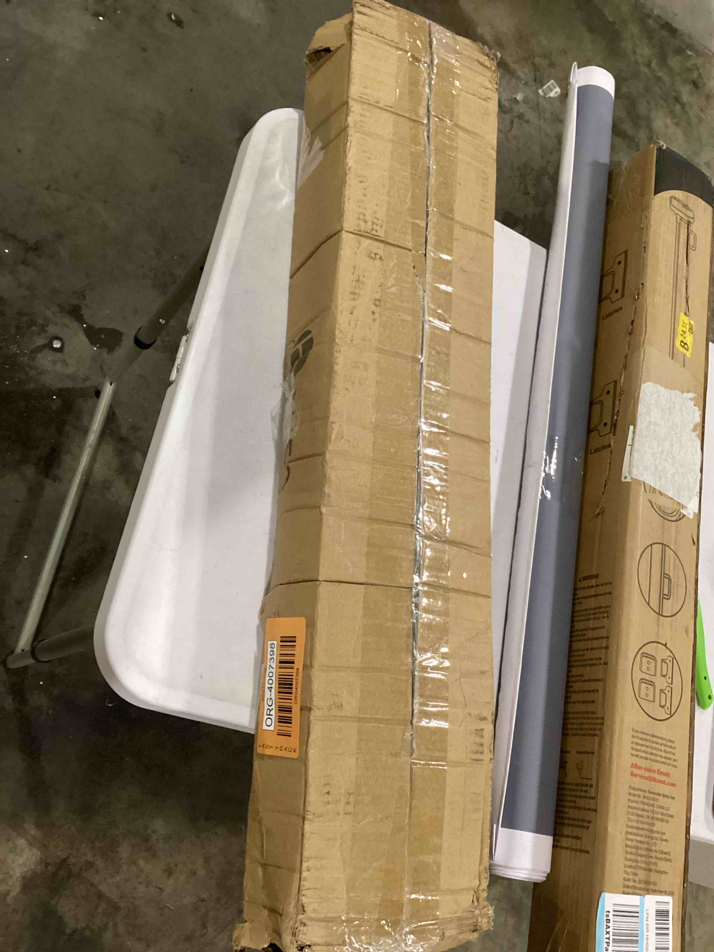 https://s3.amazonaws.com/lotting-images-prod/bidfta/ORG4007398_1704213193783.jpeg