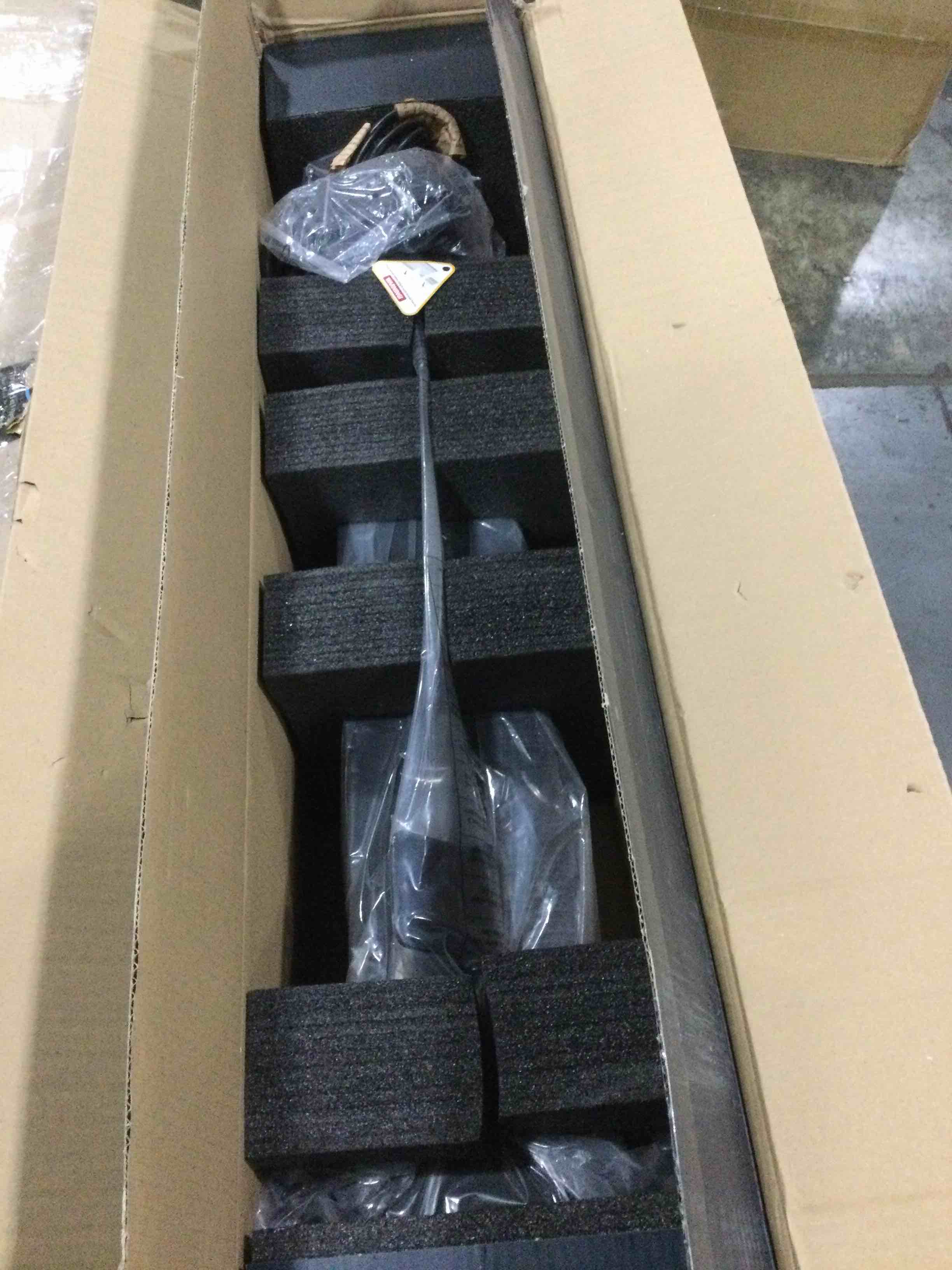 https://s3.amazonaws.com/lotting-images-prod/bidfta/ORG4007437_1704293494214.jpeg