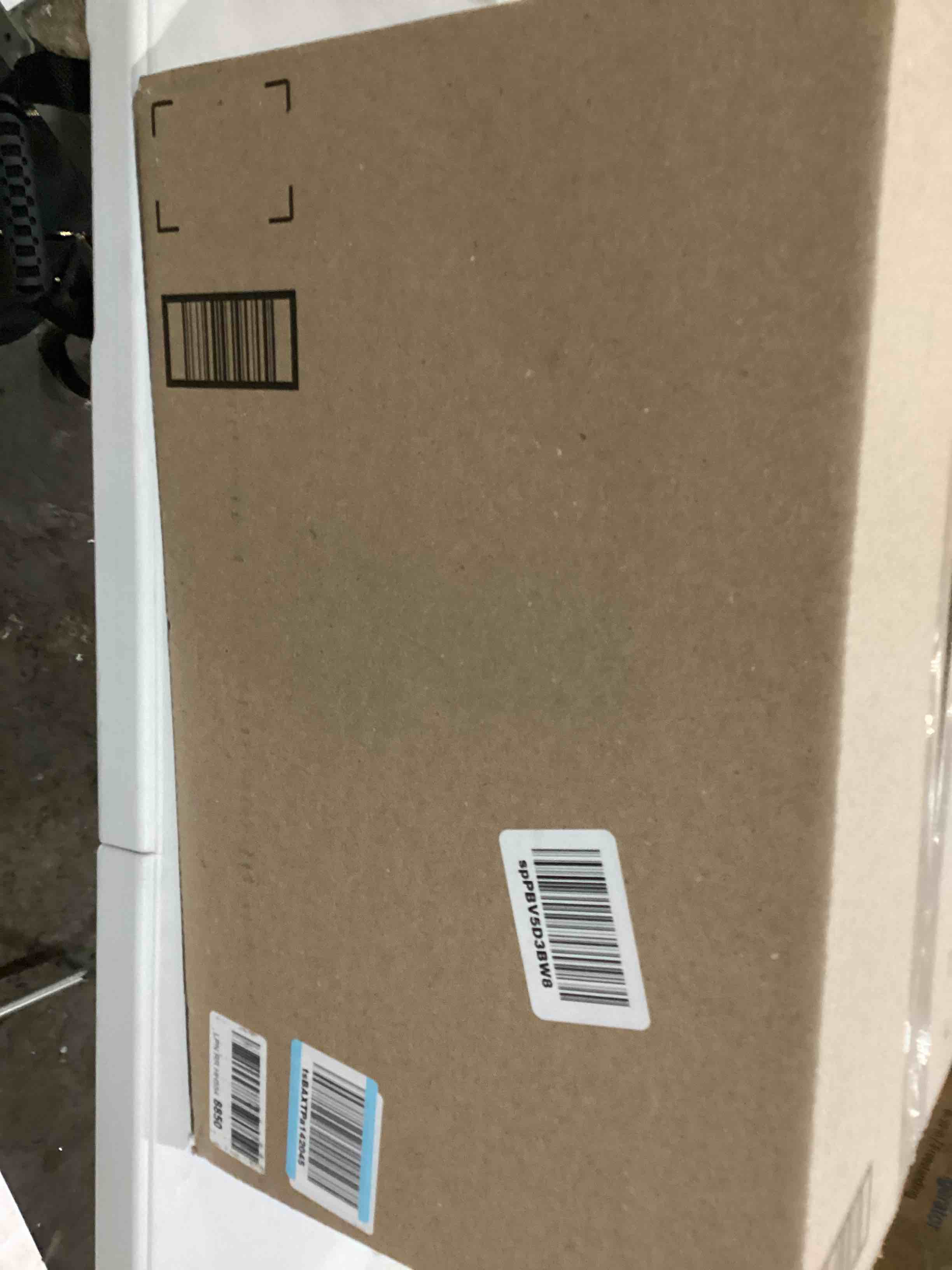 https://s3.amazonaws.com/lotting-images-prod/bidfta/ORG4008490_1703861001869.jpeg