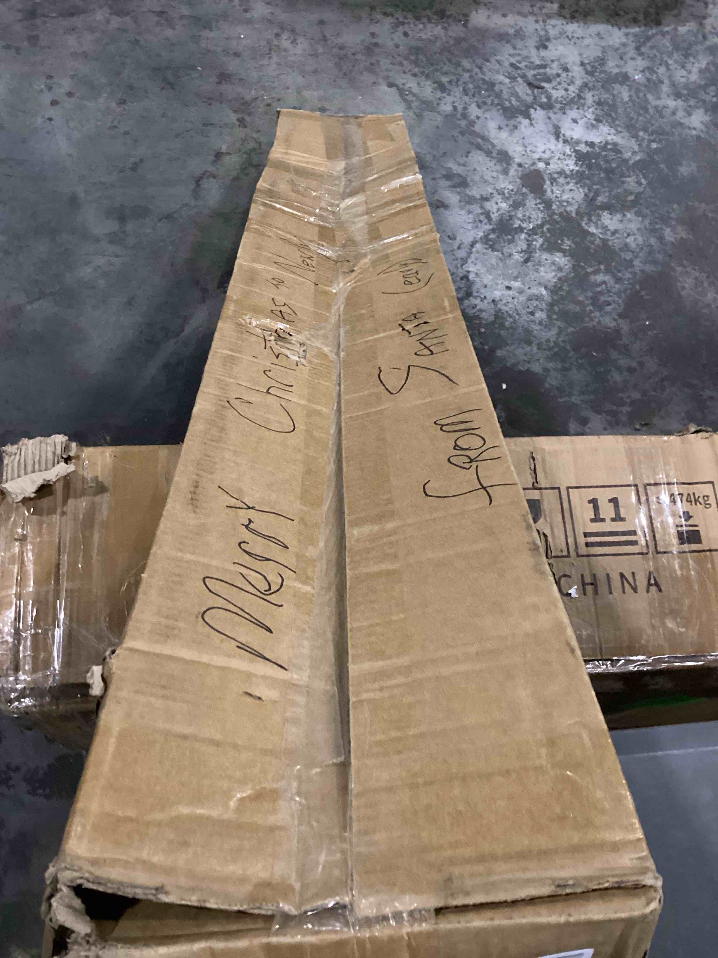 https://s3.amazonaws.com/lotting-images-prod/bidfta/ORG4008860_1704715647416.jpeg