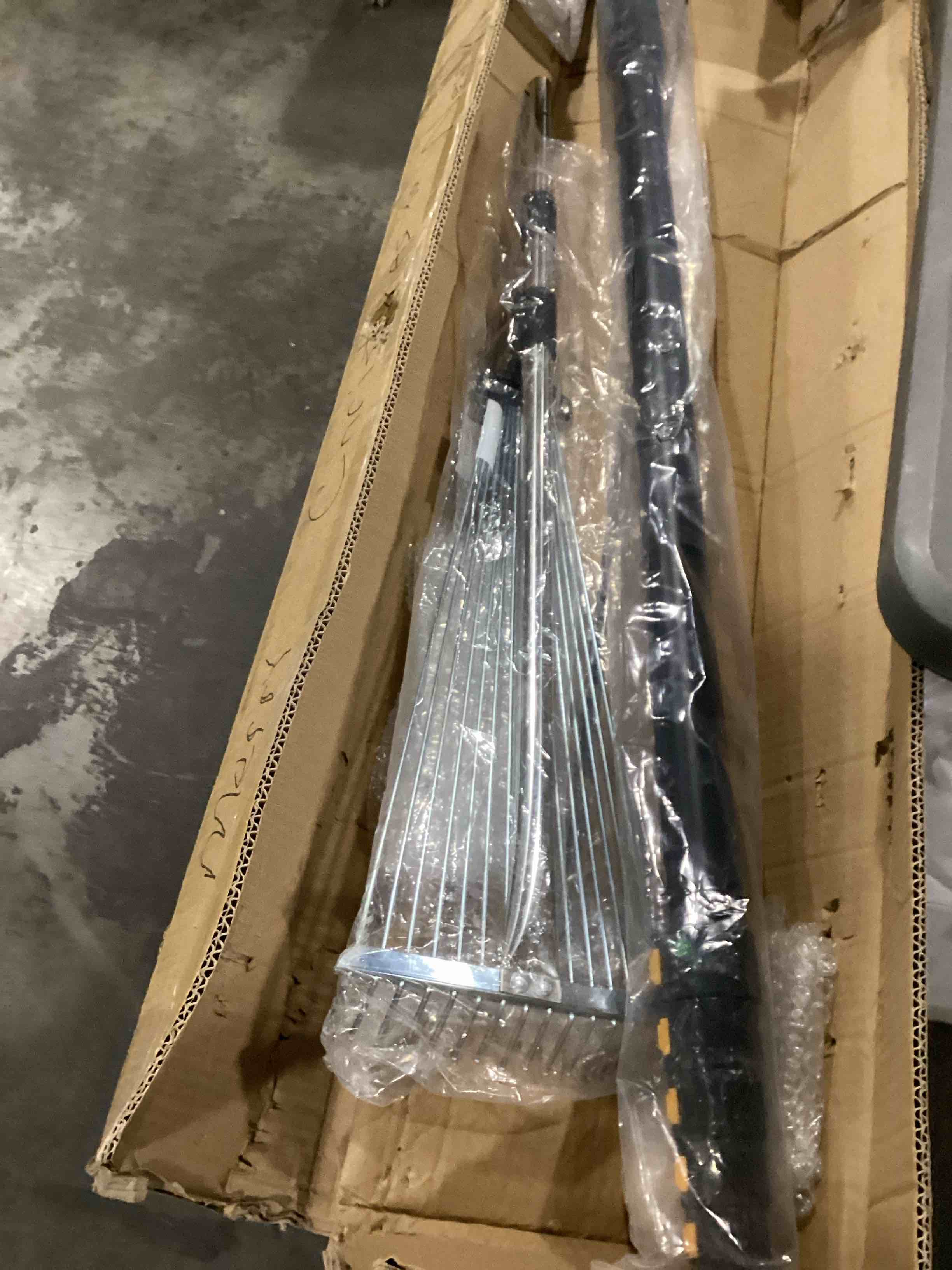 https://s3.amazonaws.com/lotting-images-prod/bidfta/ORG4008860_1704715707862.jpeg