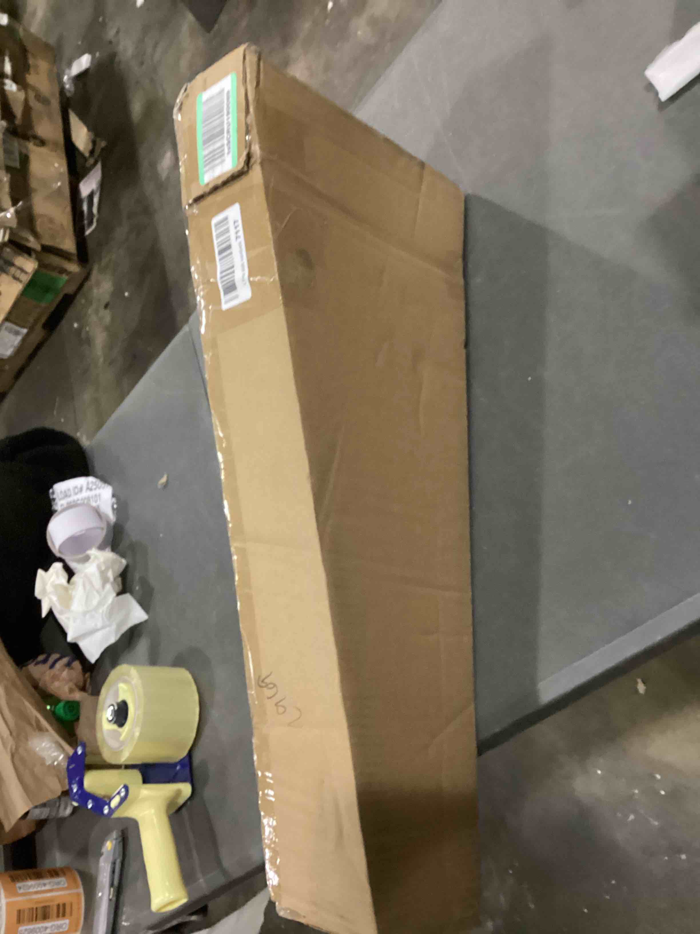 https://s3.amazonaws.com/lotting-images-prod/bidfta/ORG4009620_1705591518312.jpeg