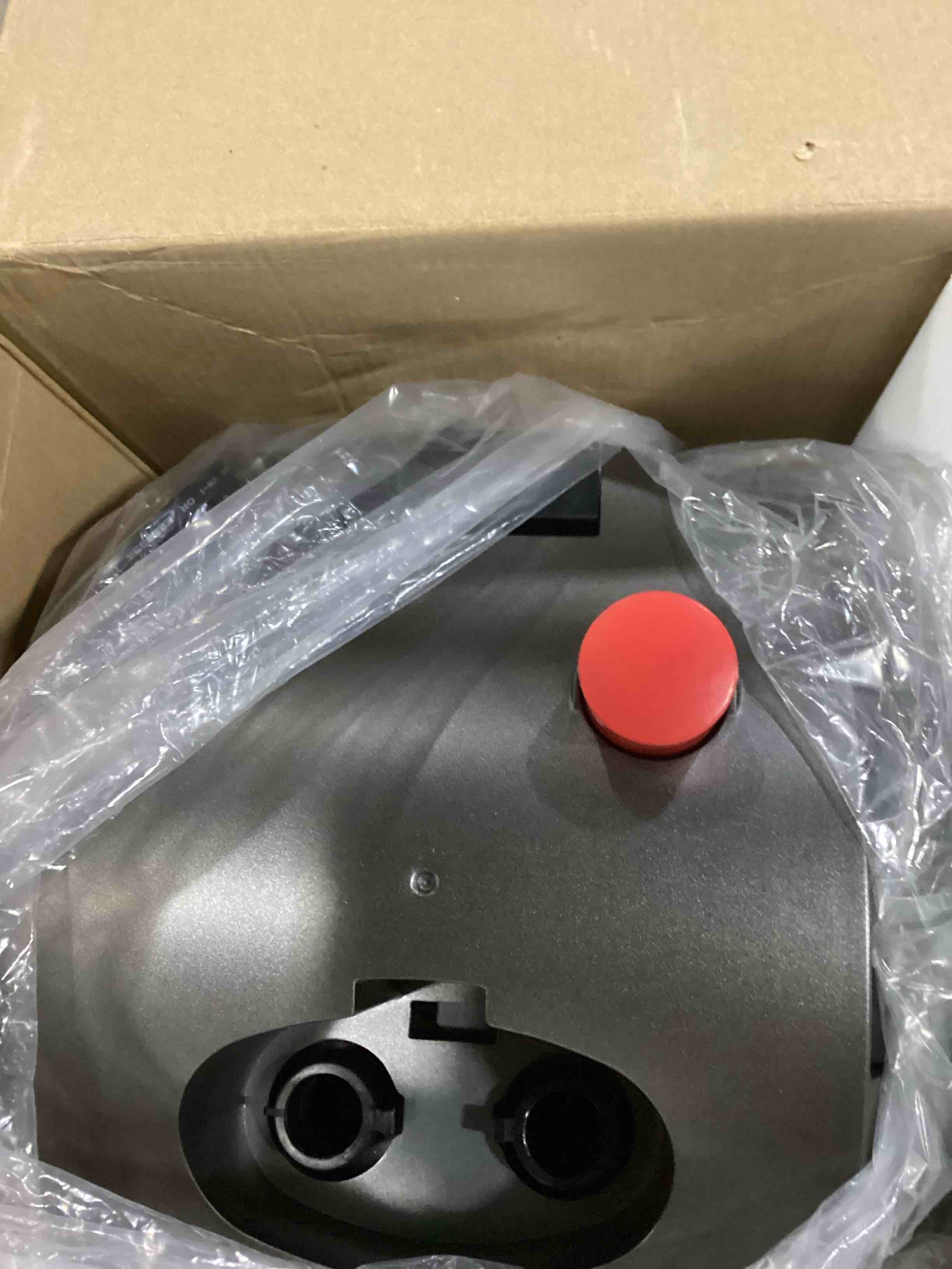 https://s3.amazonaws.com/lotting-images-prod/bidfta/ORG4010235_1703864374069.jpeg
