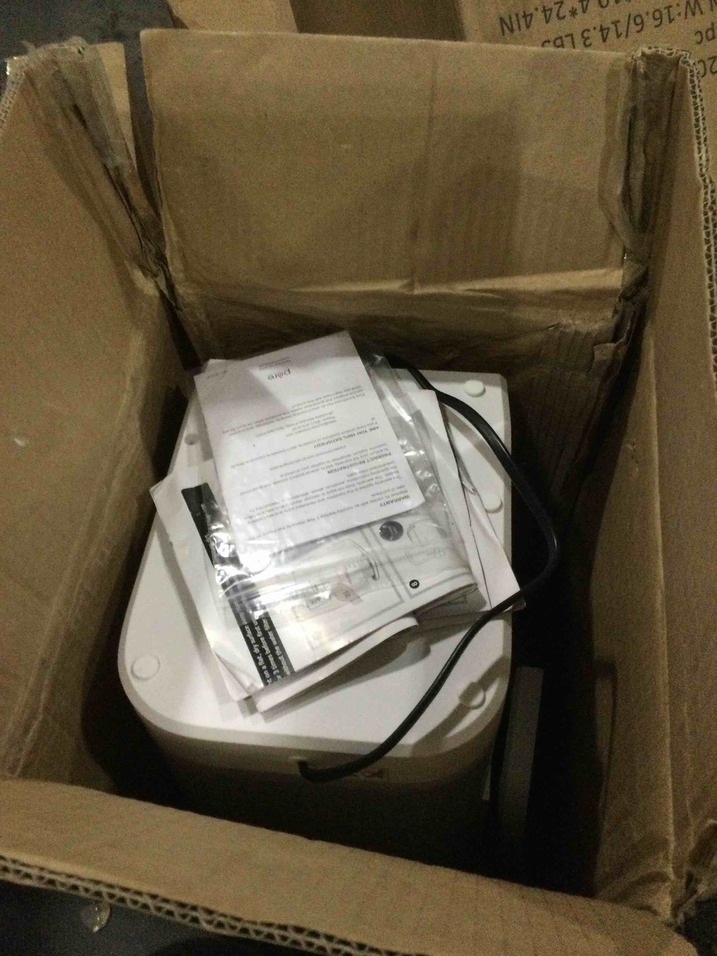https://s3.amazonaws.com/lotting-images-prod/bidfta/ORG4011236_1705935341485.jpeg
