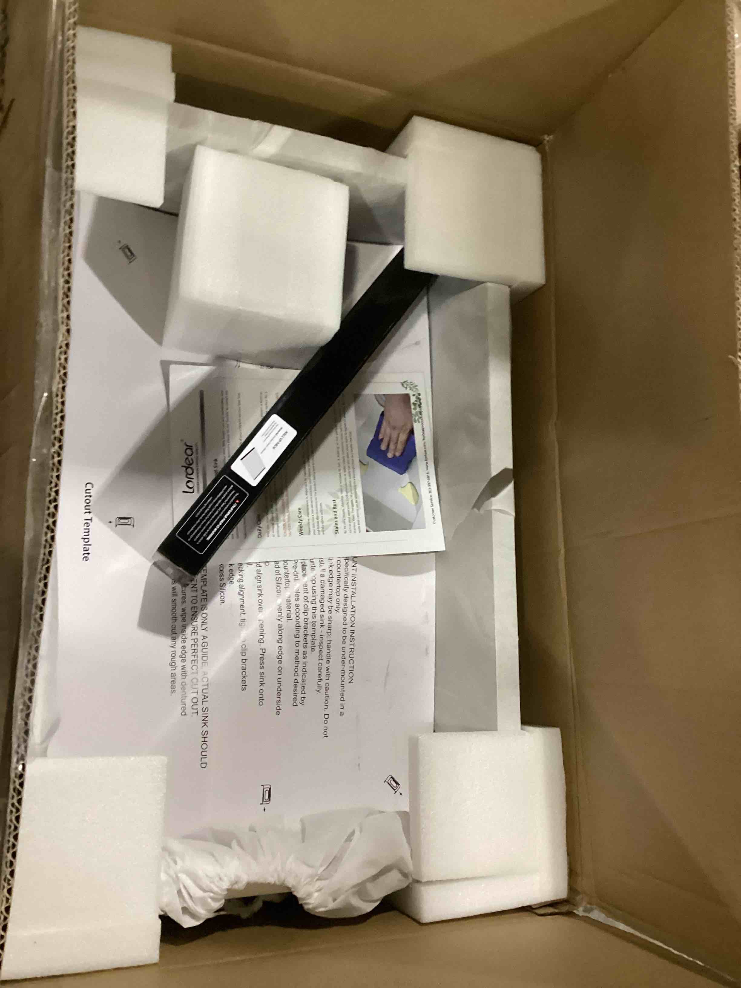 https://s3.amazonaws.com/lotting-images-prod/bidfta/ORG4011379_1706035848865.jpeg
