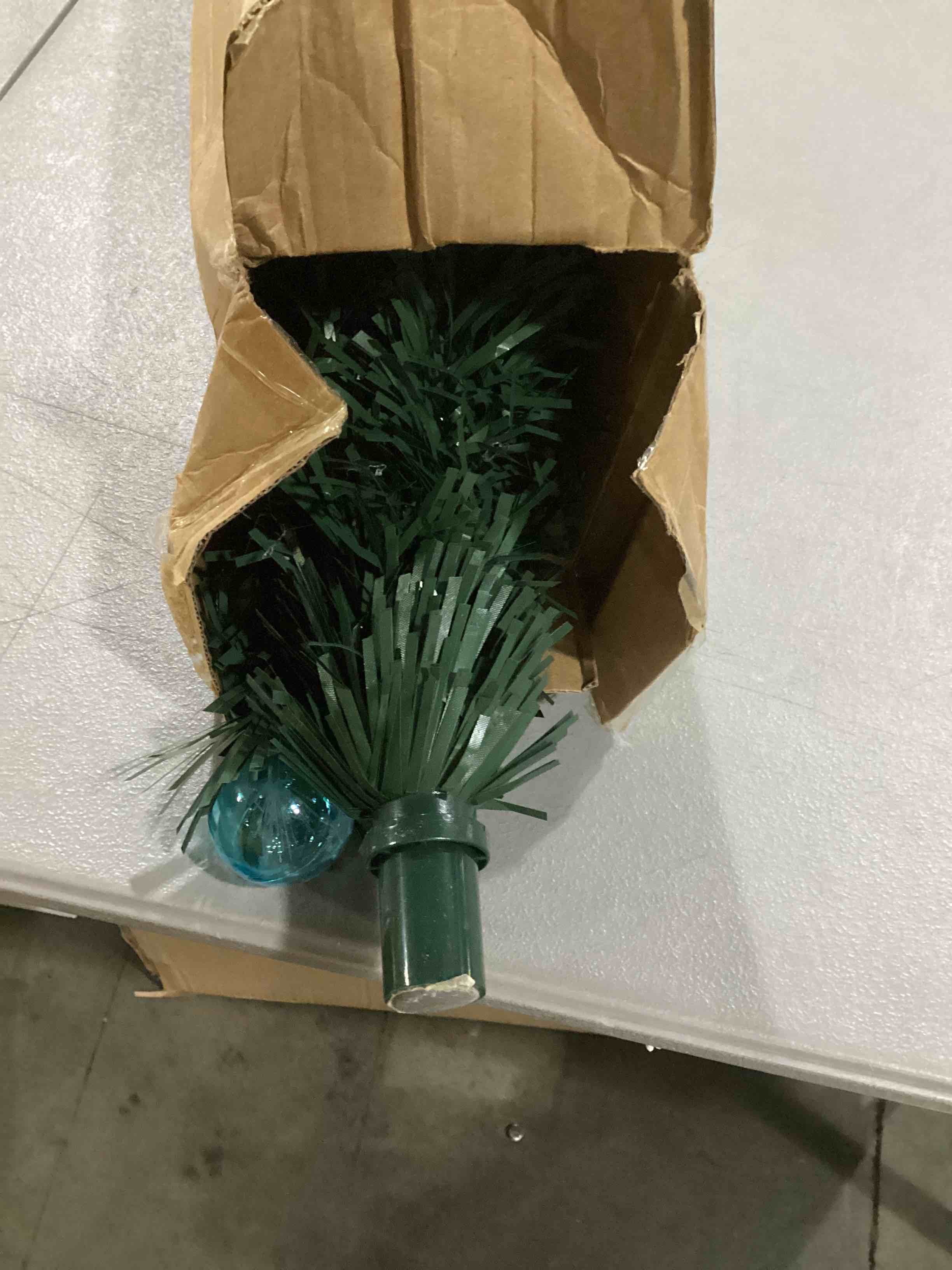 https://s3.amazonaws.com/lotting-images-prod/bidfta/ORG4012246_1704200849415.jpeg