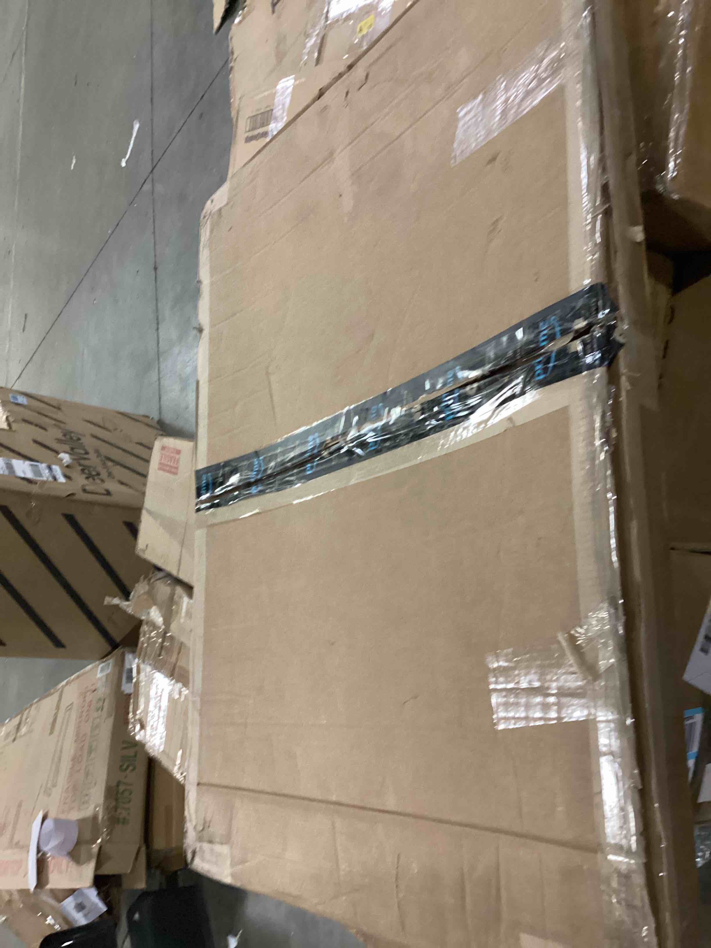 https://s3.amazonaws.com/lotting-images-prod/bidfta/ORG4013292_1705082883398.jpeg