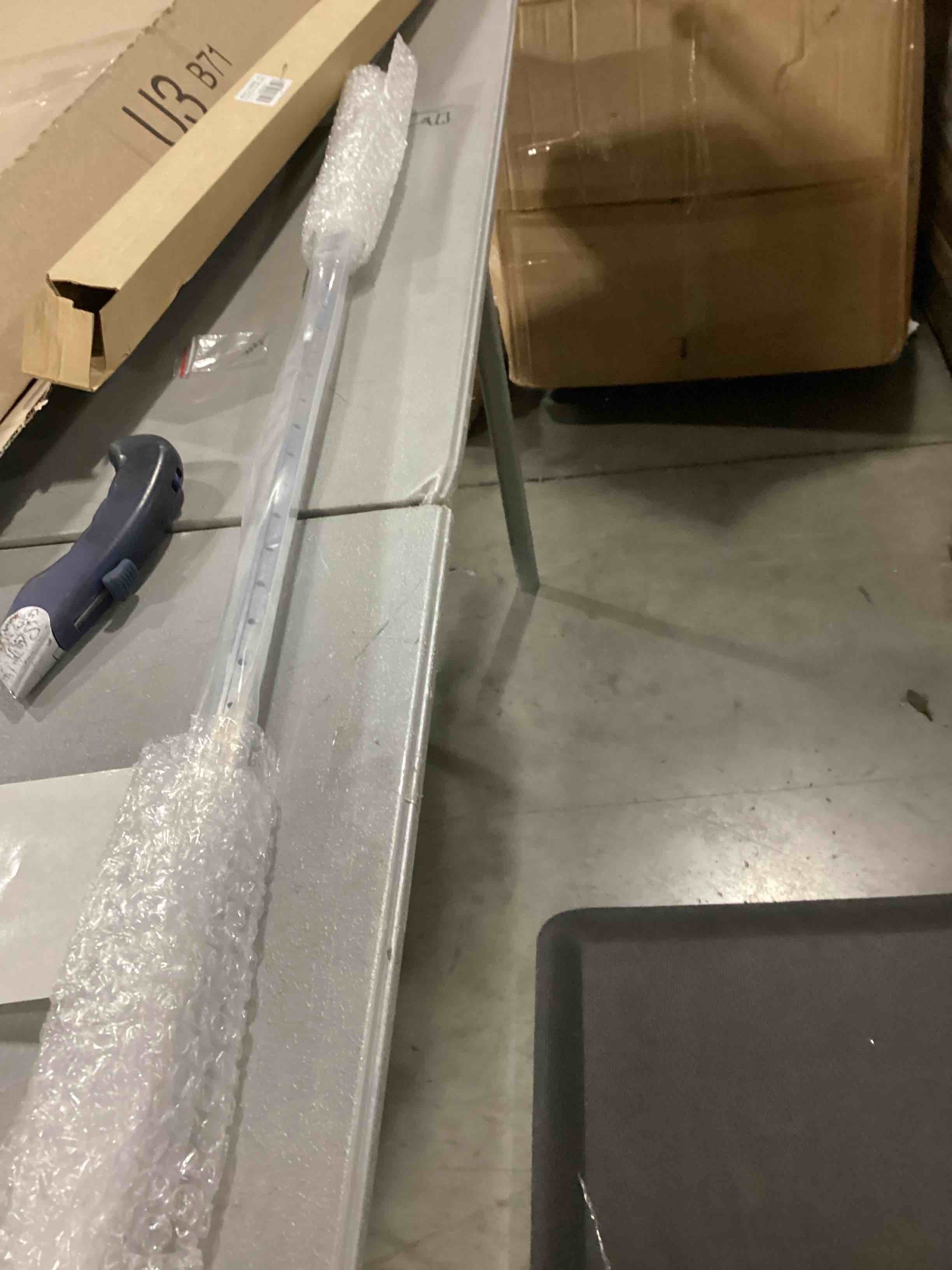 https://s3.amazonaws.com/lotting-images-prod/bidfta/ORG4013703_1705519997318.jpeg
